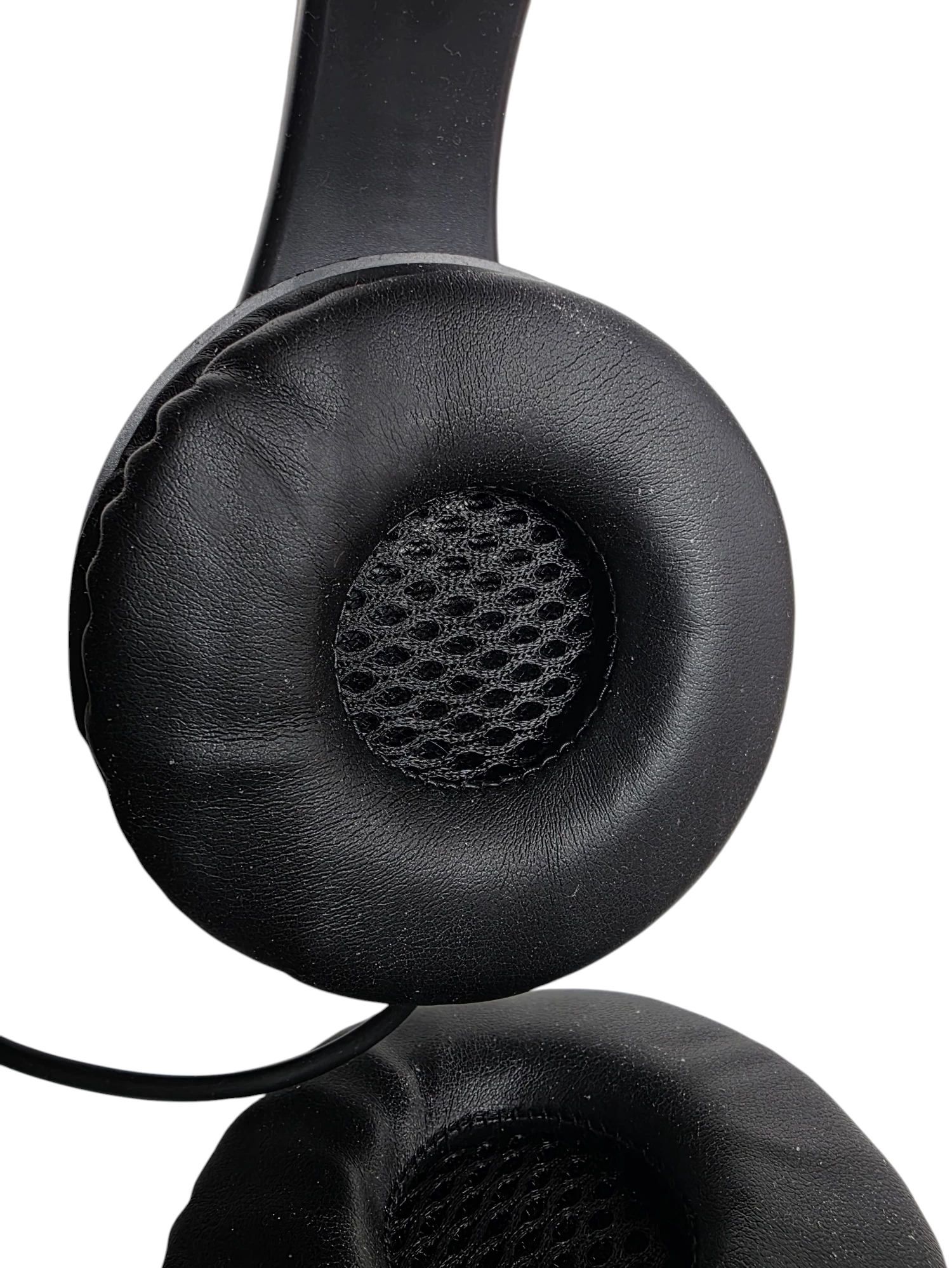 sluchawki-nauszne-czarne-rodzaj-sluchawek-203681-217745