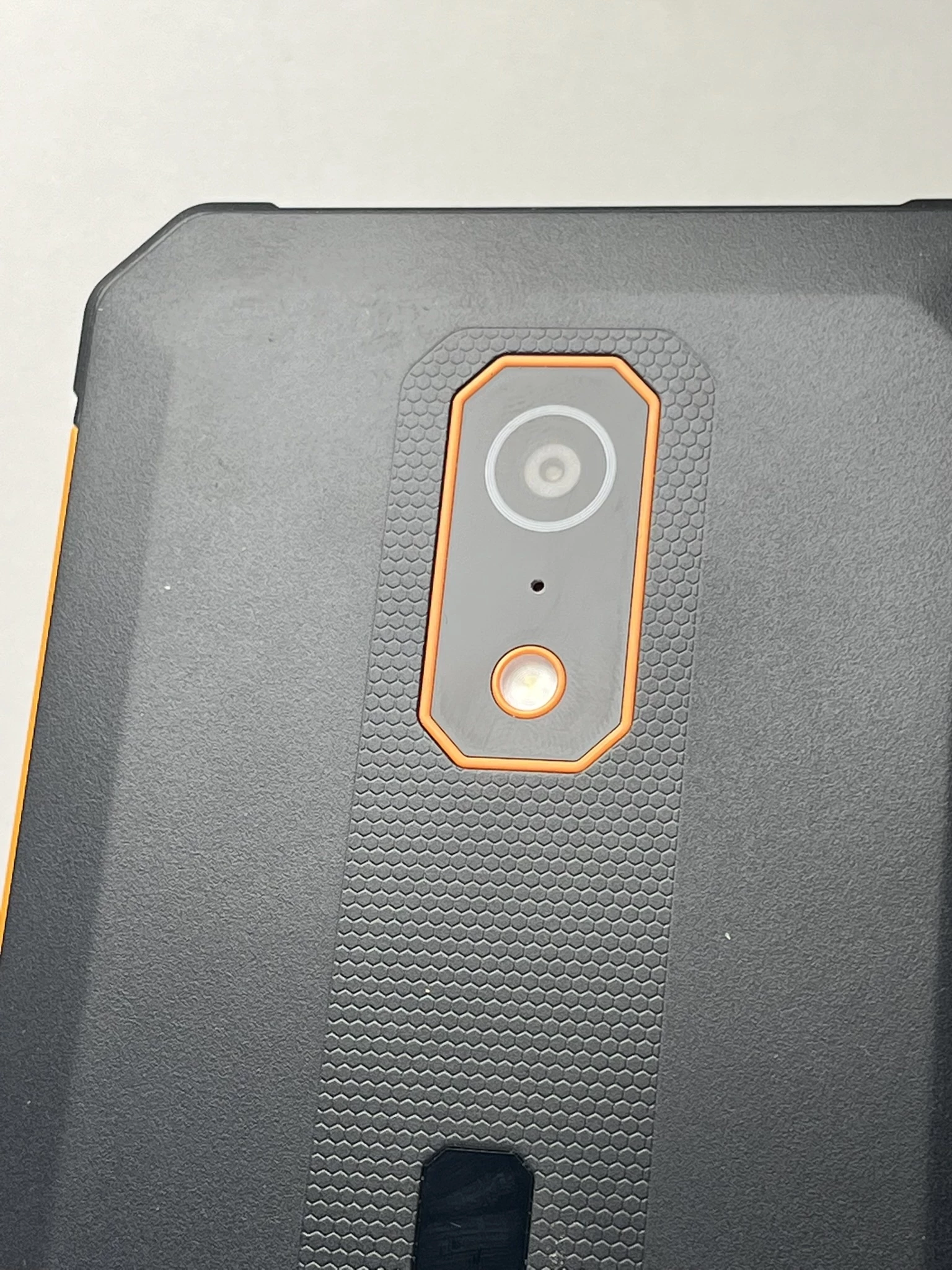 telefon-hammer-iron-va-464gb-kod-producenta-tel000914