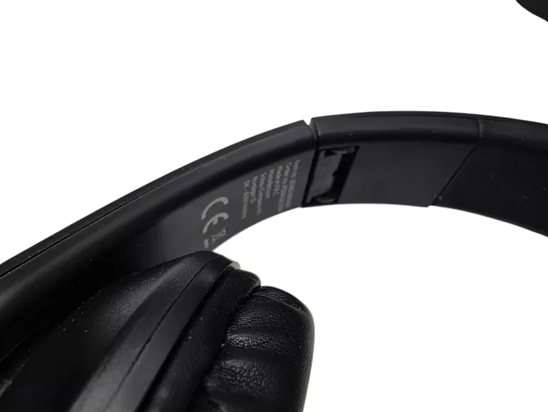 sluchawki-nauszne-czarne-ean-gtin-11111111111111