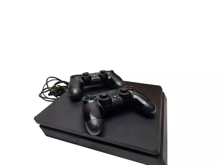 konsola-ps-4-slim-2-pady-pud-reja-36-torun