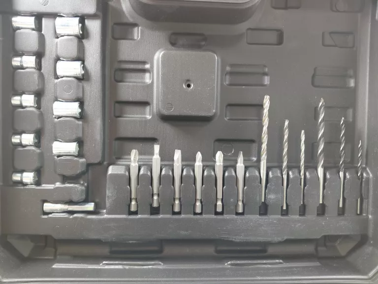 wkretarka-xmaster-walizka-pojemnosc-akumulatora-400