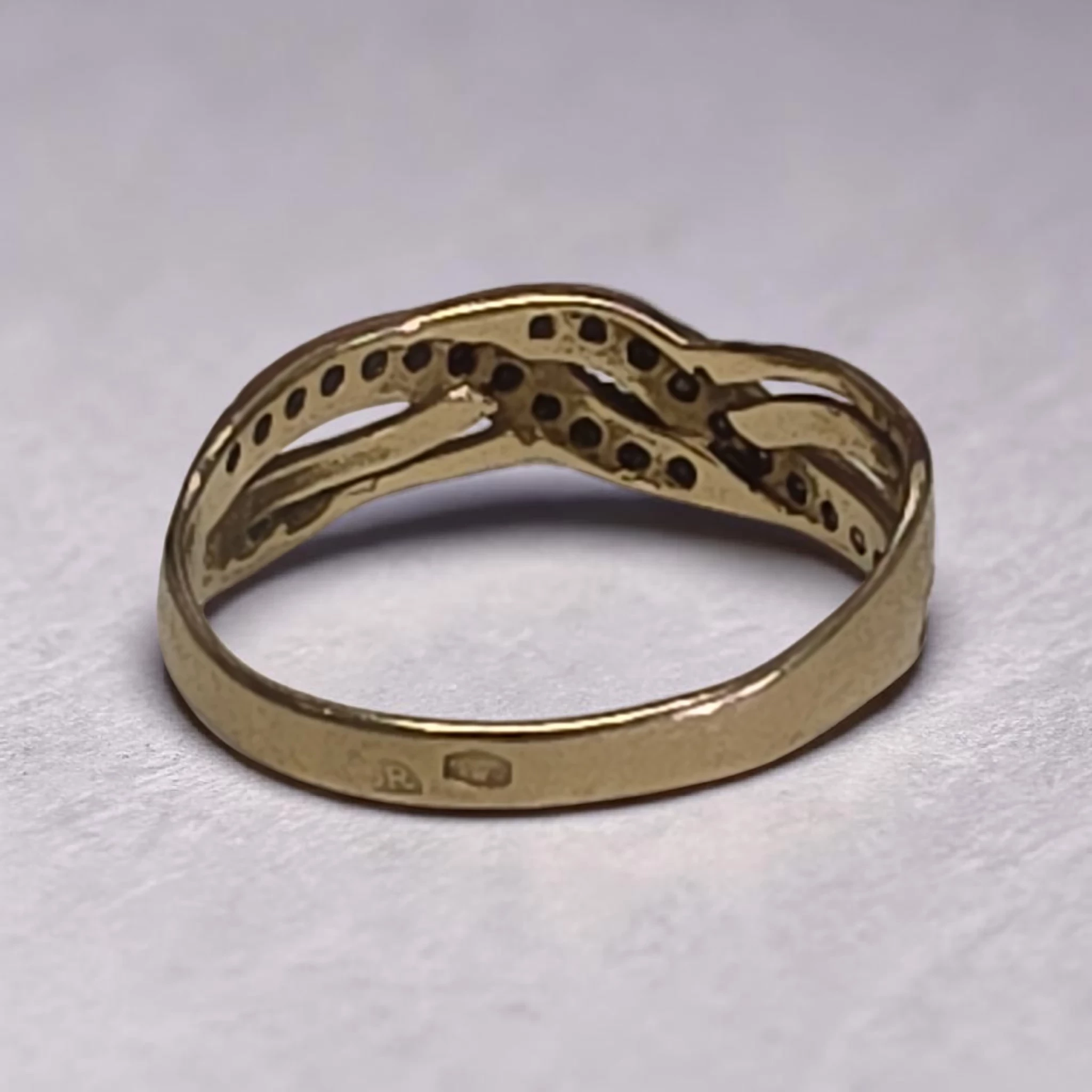 zloty-pierscionek-z-cyrkoniami-585-w164g-r10-stan-11323-2