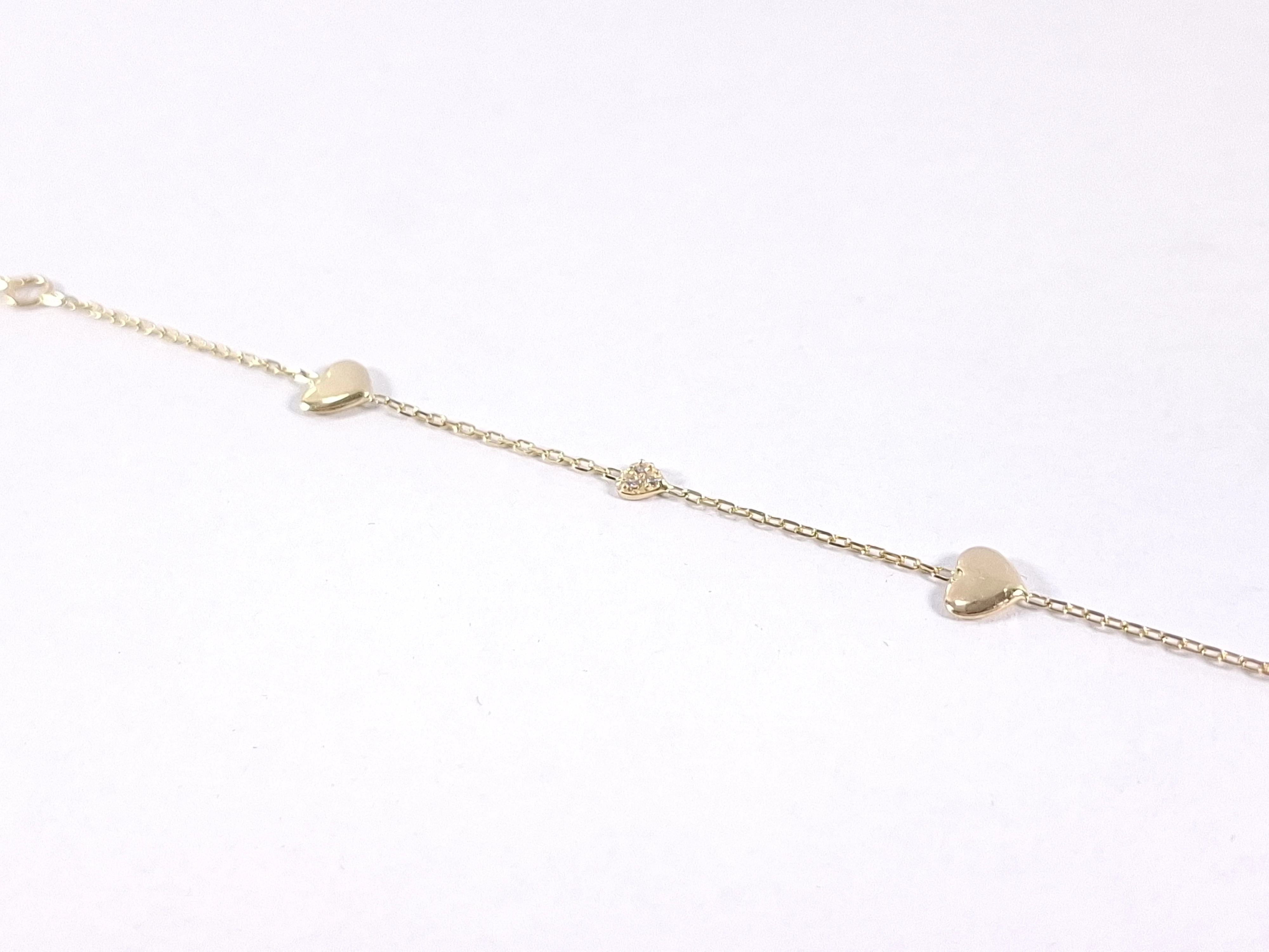 zlota-bransoletka-z-serduszkami-p585-099g-16cm-material-15835-2