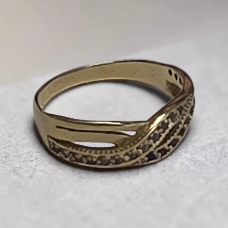 zloty-pierscionek-z-cyrkoniami-585-w164g-r10-ean-gtin-5906803504361