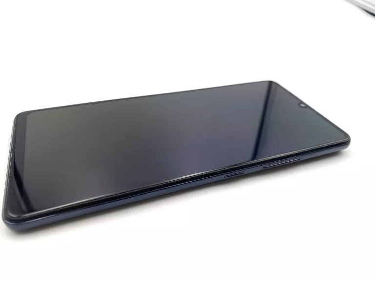 telefon-samsung-a42-5g-128gb-przekatna-ekranu-660
