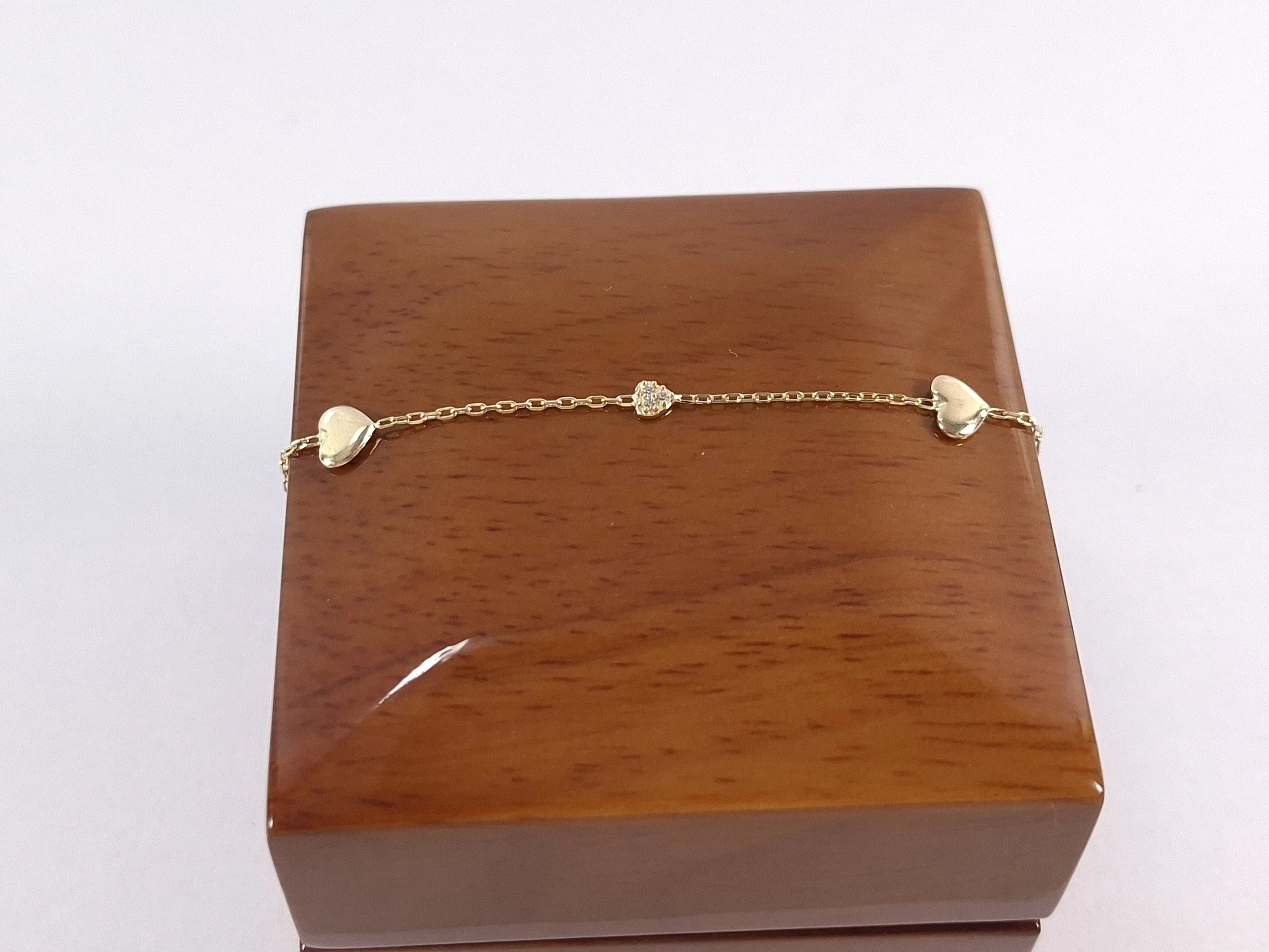 zlota-bransoletka-z-serduszkami-p585-099g-16cm-ean-gtin-5900025537732