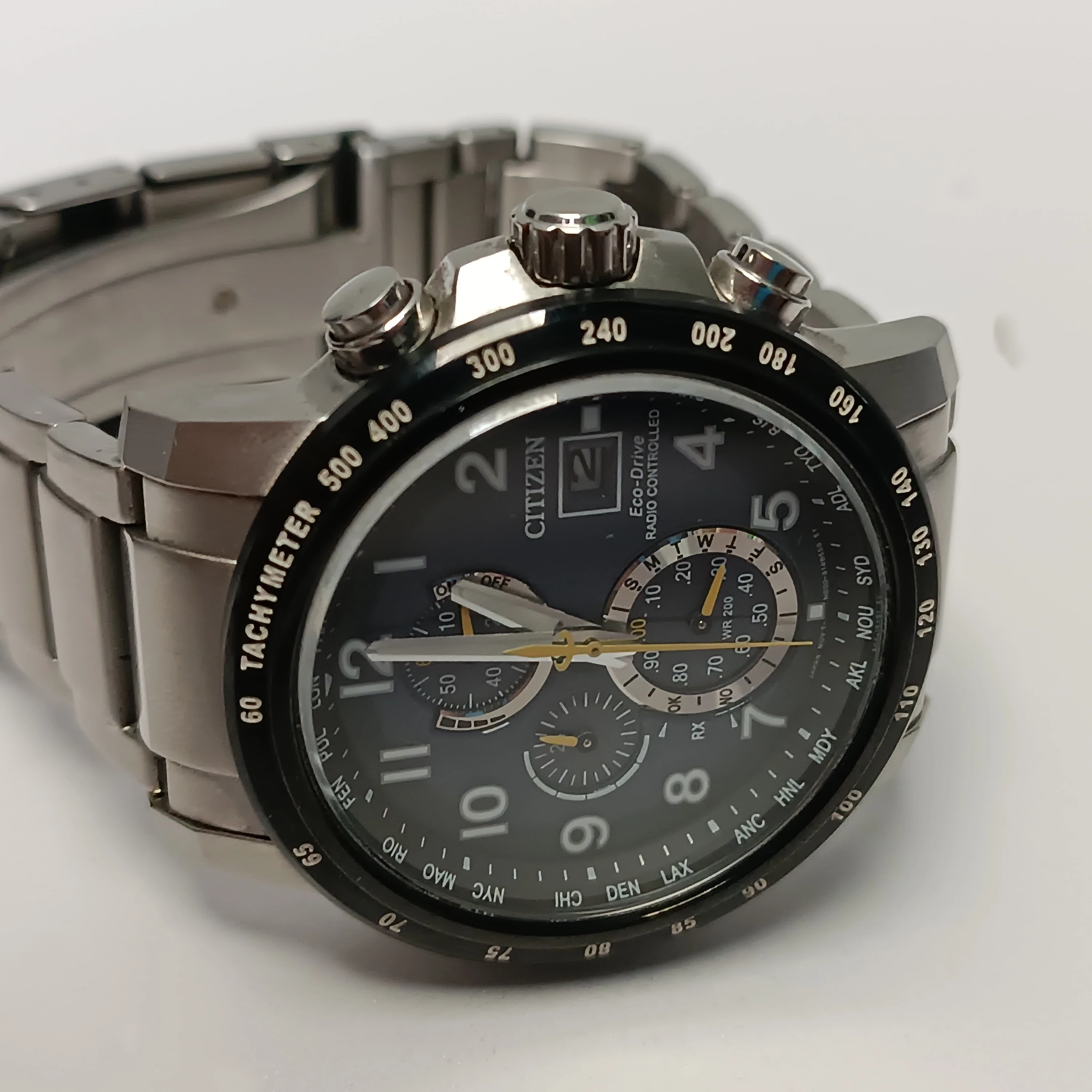zegarek-citizen-eco-drive-radio-controlled-at8124-91l-wodoszczelnosc-129221-3