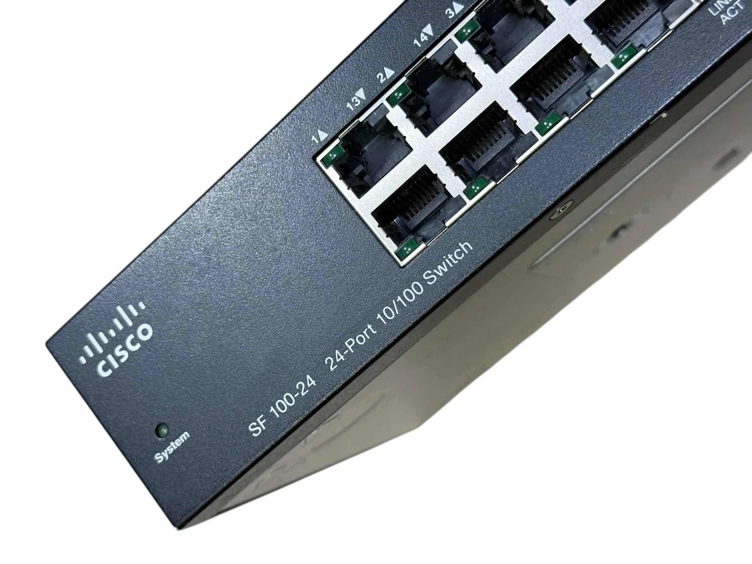 switch-cisco-sf100-24-sr224t-24x10100-auto-mdi-mdix-waga-produktu-z-opakowaniem-jednostkowym-5000
