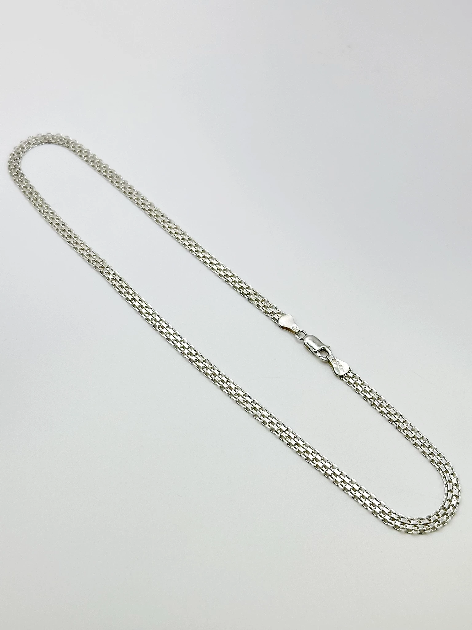 lancuszek-ze-srebra-proby-925-o-ciekawym-splocie-bismarck-tasiemka-material-15835-4