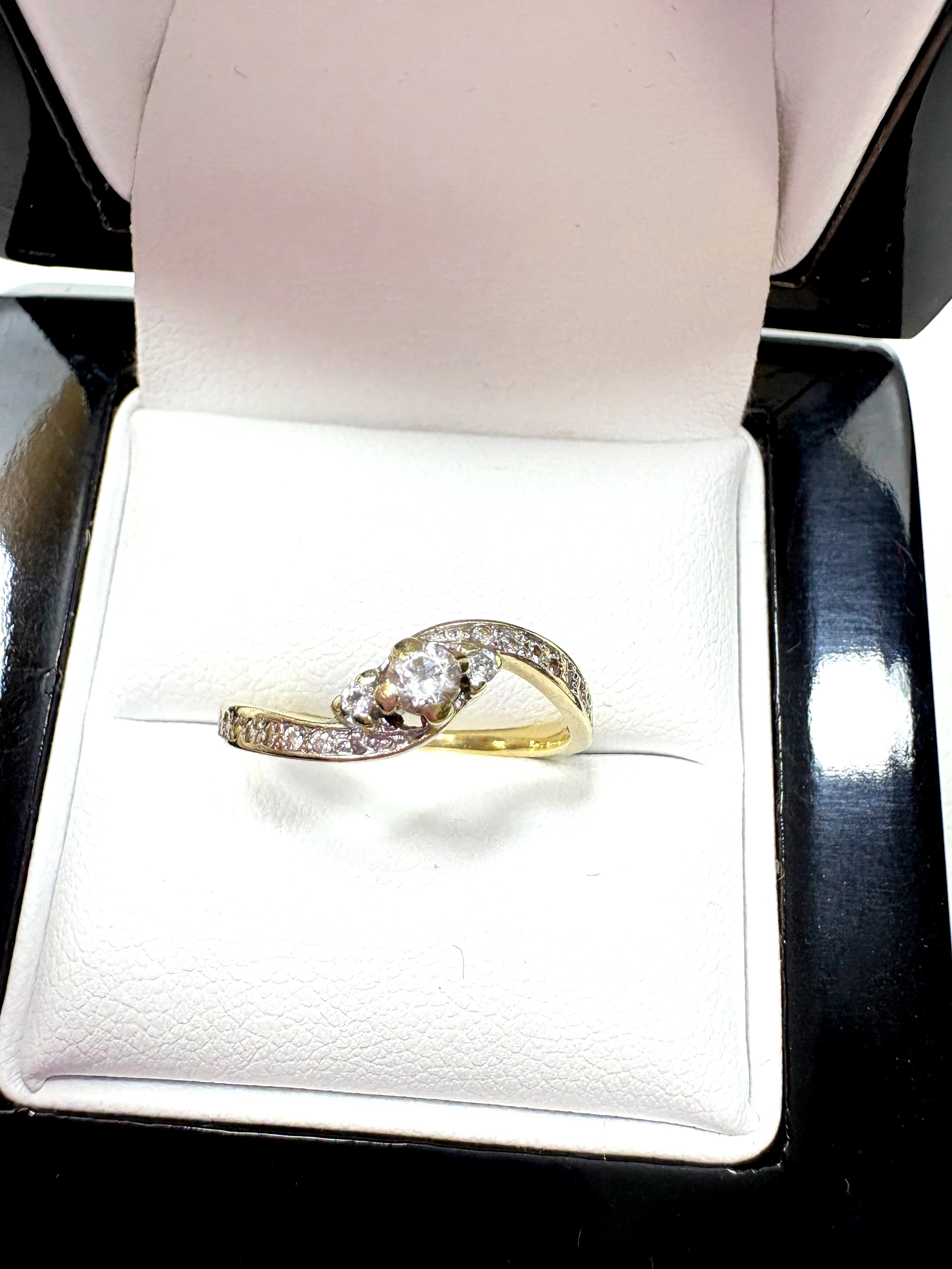 sliczny-zloty-pierscionek-z-cyrkoniami-r15-14kt-mickiewicza-8-chrzanow