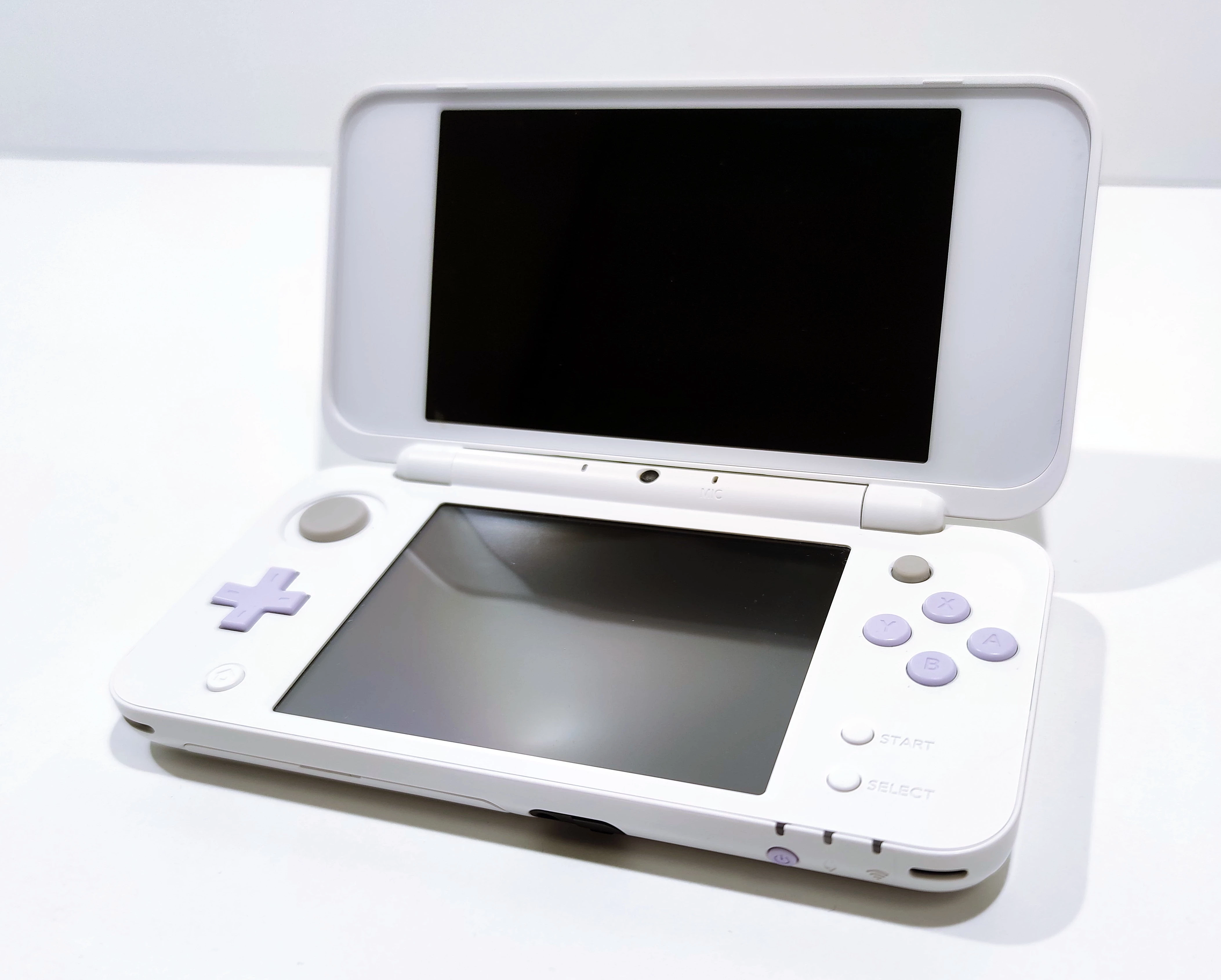 konsola-nintendo-2ds-xl-zestaw-product-id-d19e316c-b61a-4a56-86be-cc4064175589