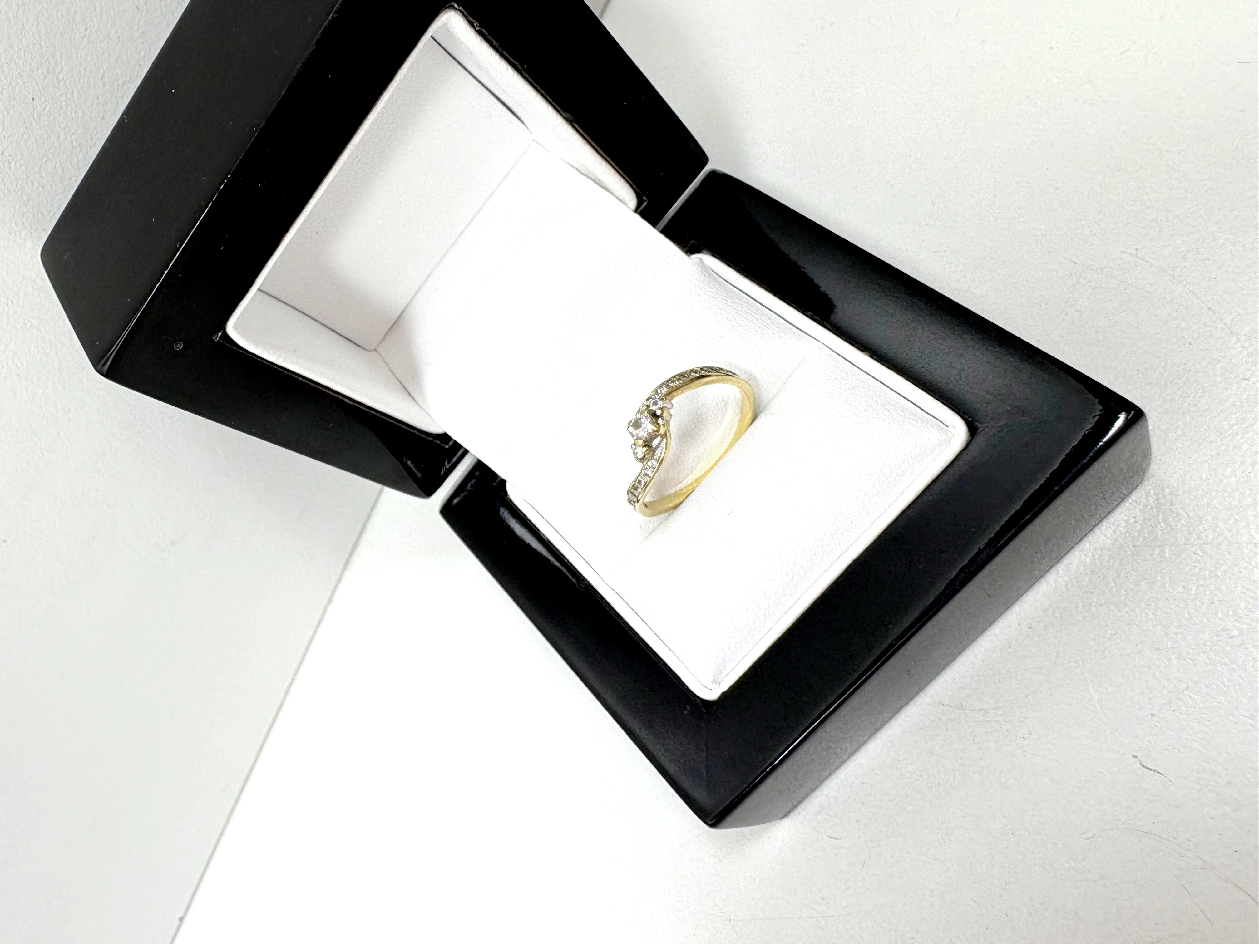 sliczny-zloty-pierscionek-z-cyrkoniami-r15-14kt-rozmiarsrednica-wew-mm-372-15