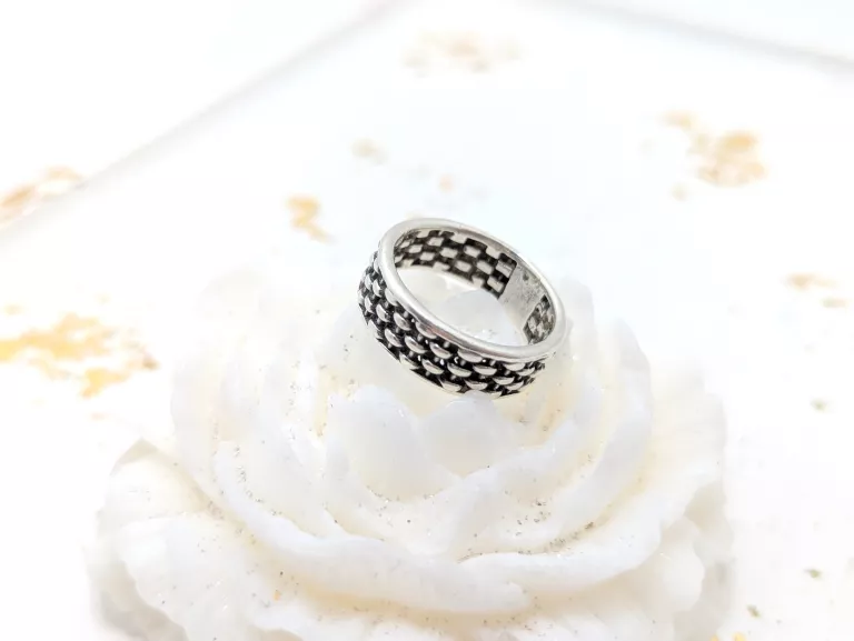 srebrny-pierscionek-513g-pr925-r18-rozmiarsrednica-wew-mm-372-18