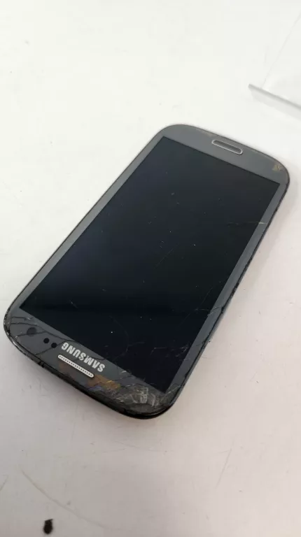 telefon-samsung-galaxy-s3-typ-202685-212929