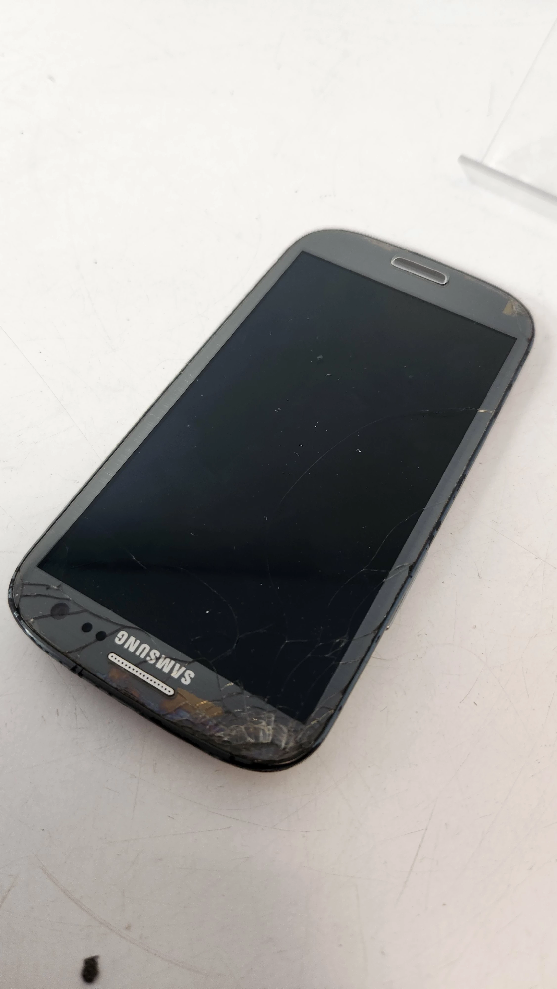 telefon-samsung-galaxy-s3-typ-202685-212929