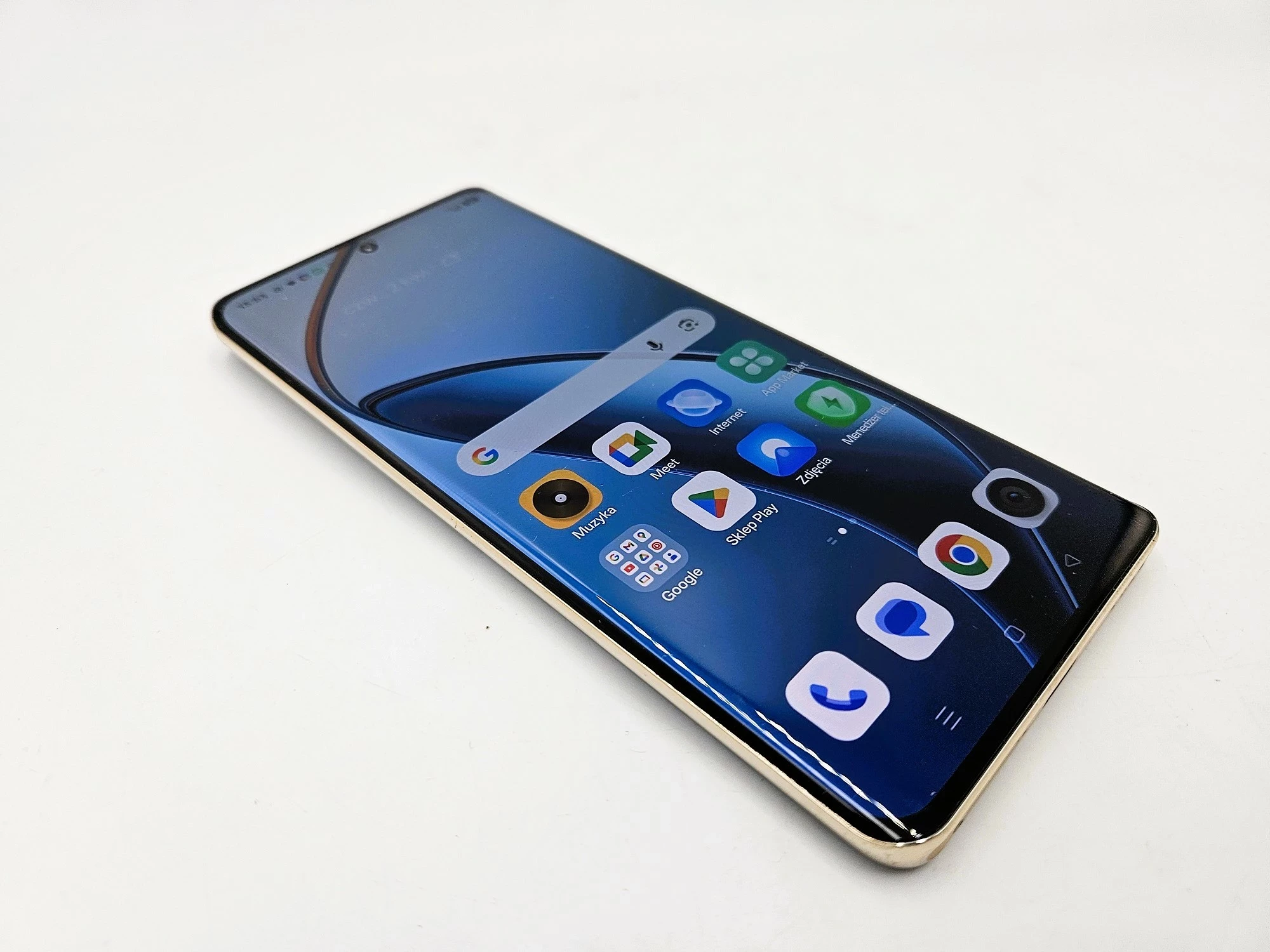 telefon-realme-12-pro-5g-12256-rmx3842-przekatna-ekranu-670