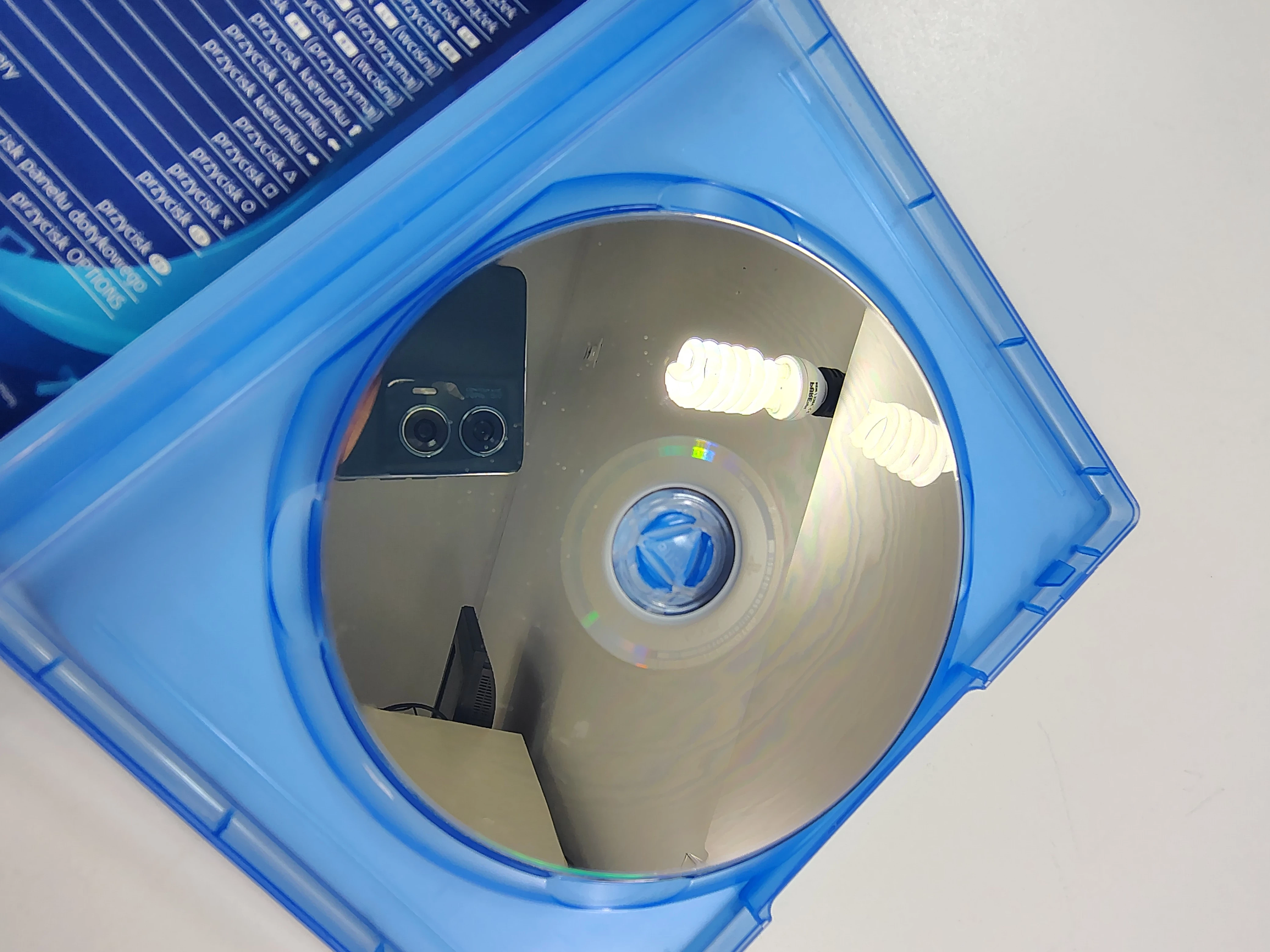 gra-na-konsole-ps4-uncharted-4-wersja-jezykowa-216085-1