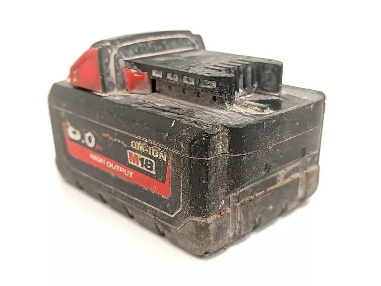 akumulator-milwaukee-80-ah-stan-11323-2