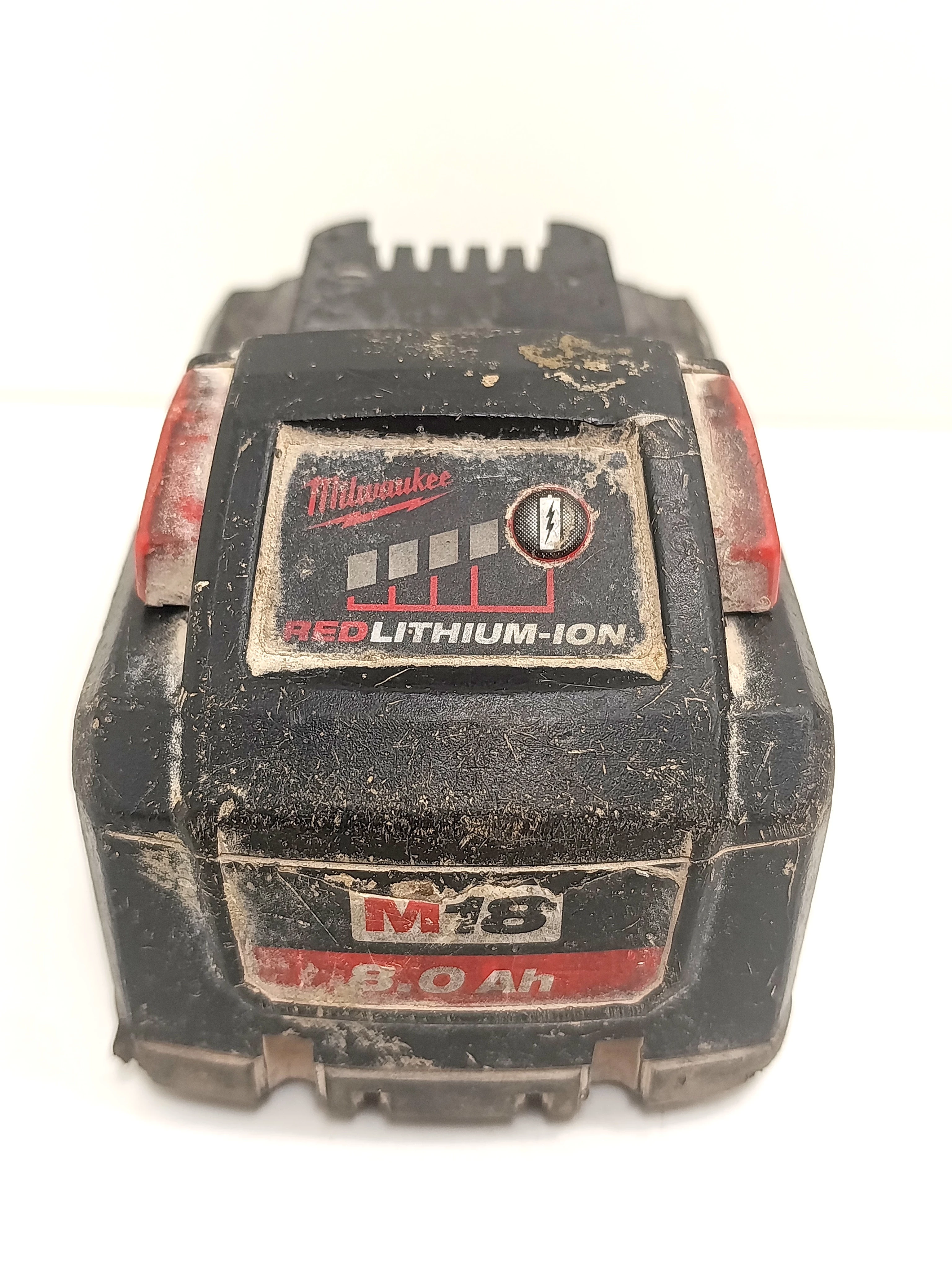 akumulator-milwaukee-80-ah-aleje-jerozolimskie-33-warszawa-boonum