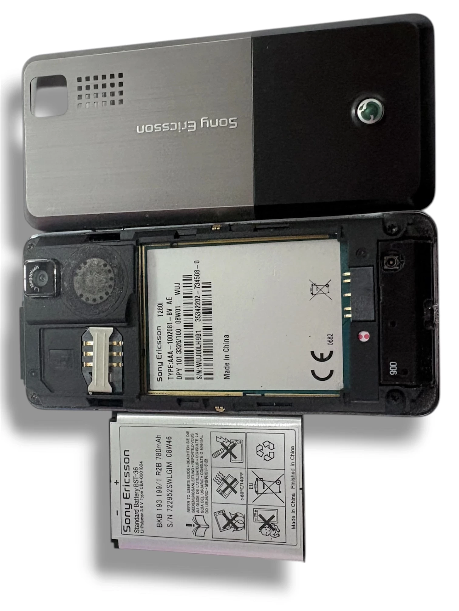telefon-sony-ericsson-t280i-wbudowana-pamiec-202869-232034