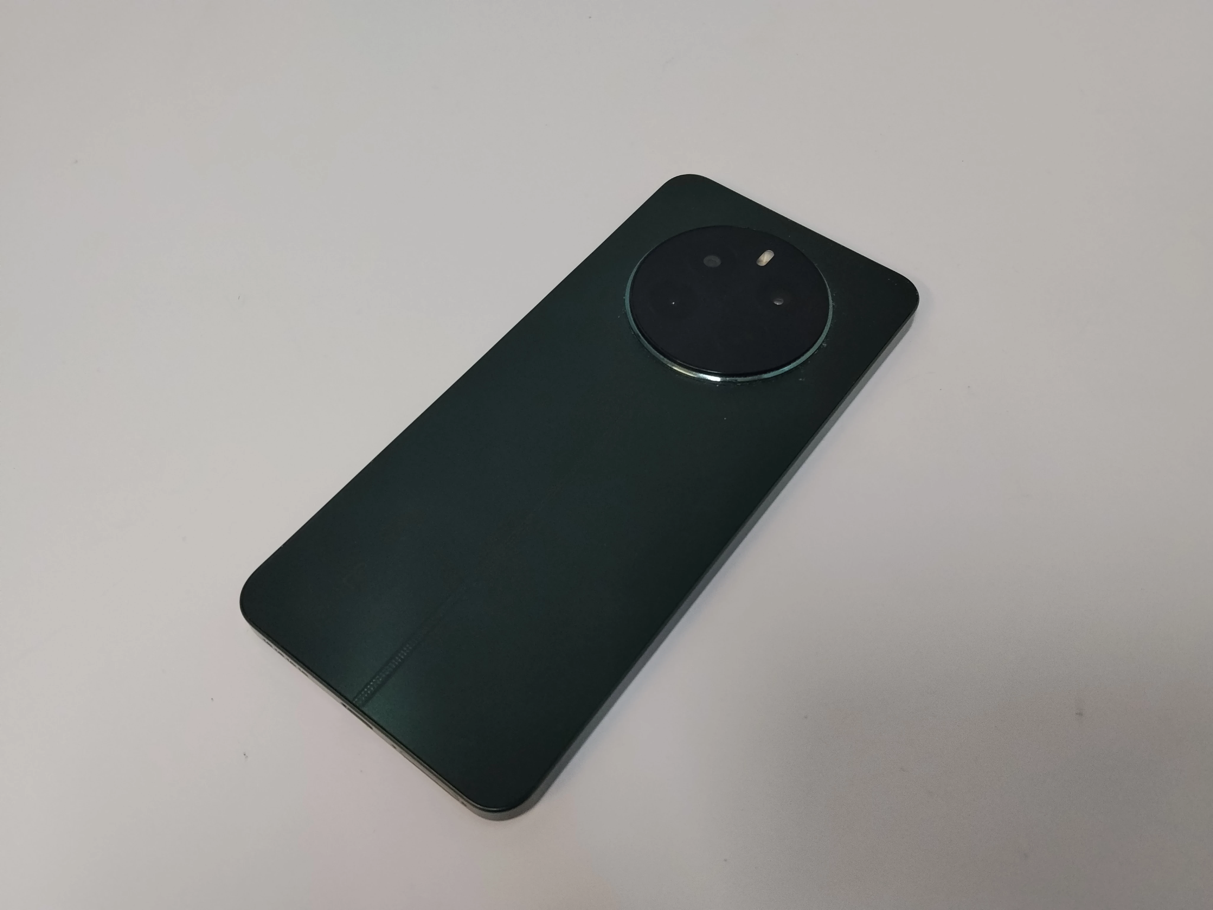 smartfon-realme-12-5g-8-gb-256-gb-wbudowana-pamiec-202869-214185