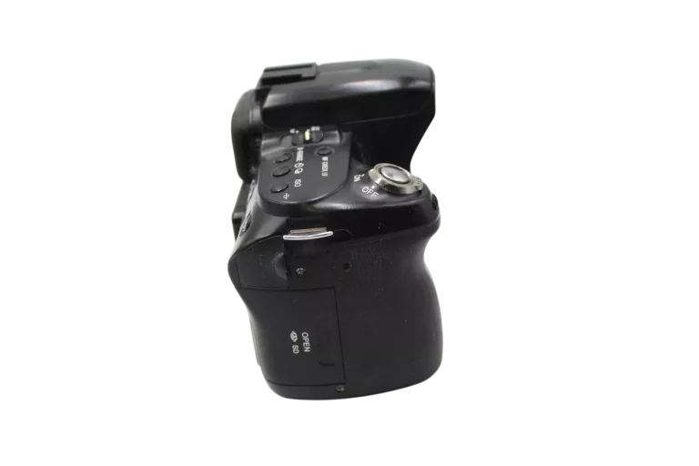 korpus-sony-dslr-a500-obiektyw-obiektyw-sony-dt-18-70-mm-f35-56-w-zestawie-814-2