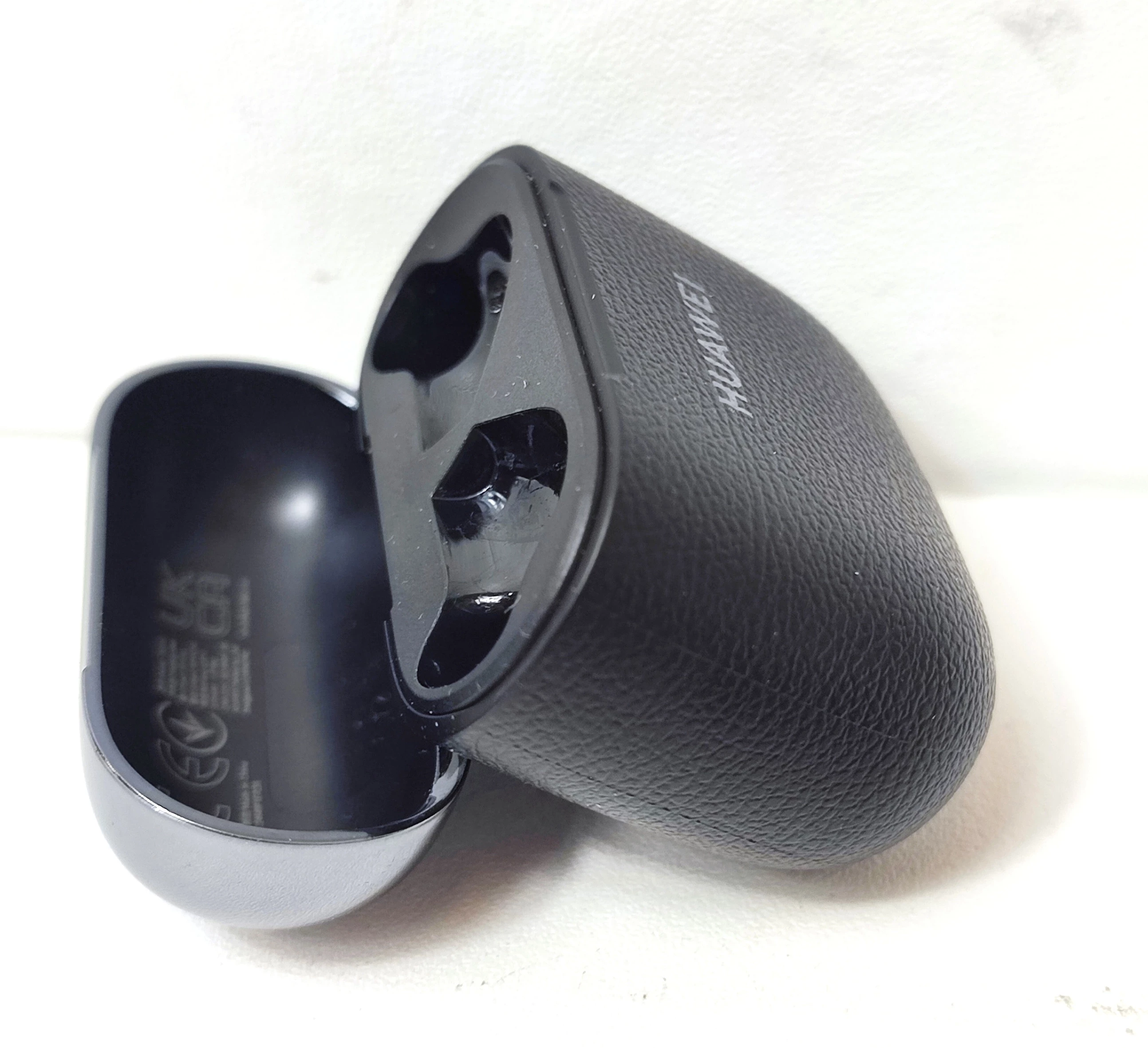 sluchawki-bezprzewodowe-douszne-huawei-freebuds-se-3-transmisja-sygnalu-203713-217785