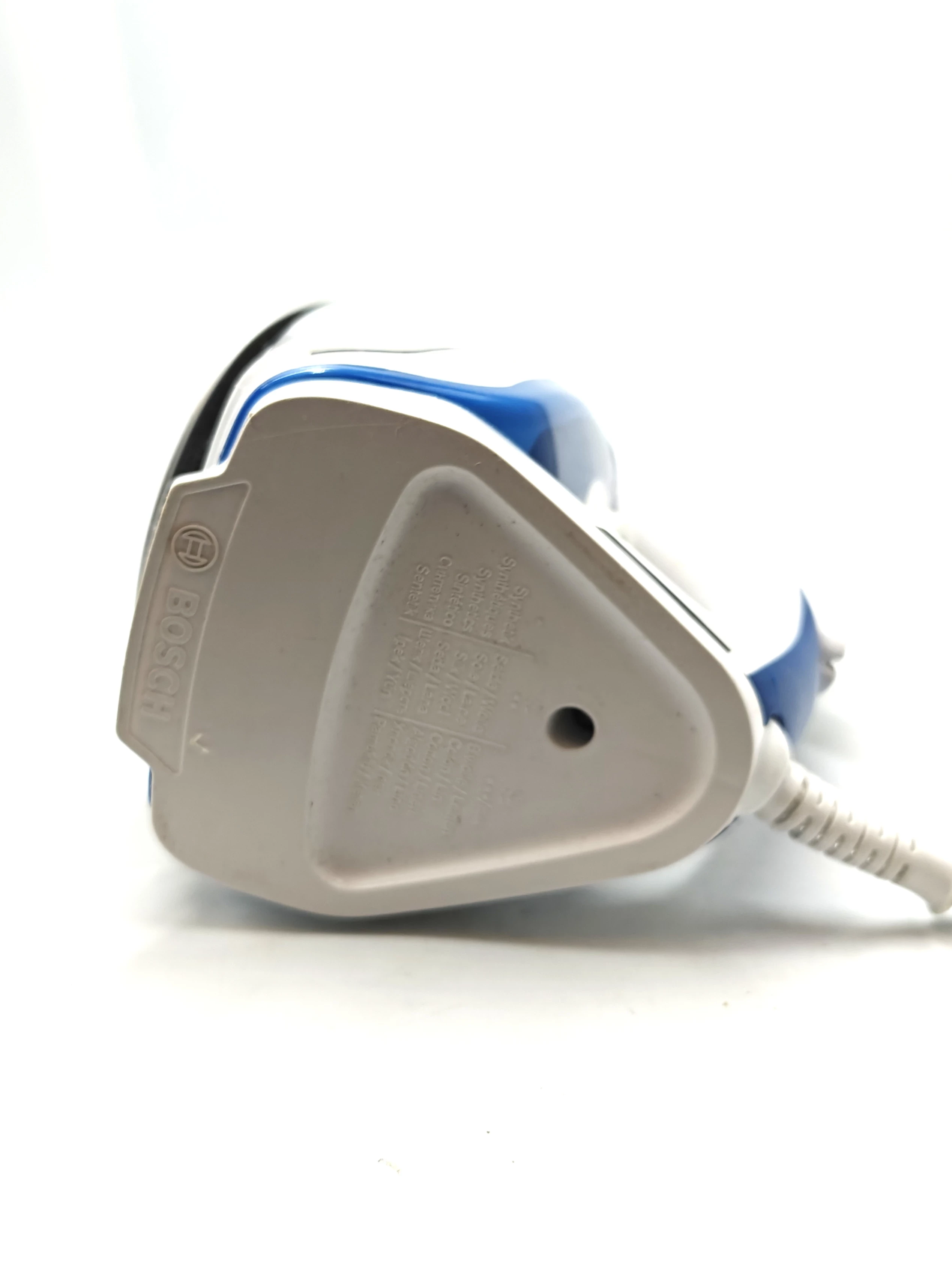 zelazko-bosch-sensixx-da50-moc-240000