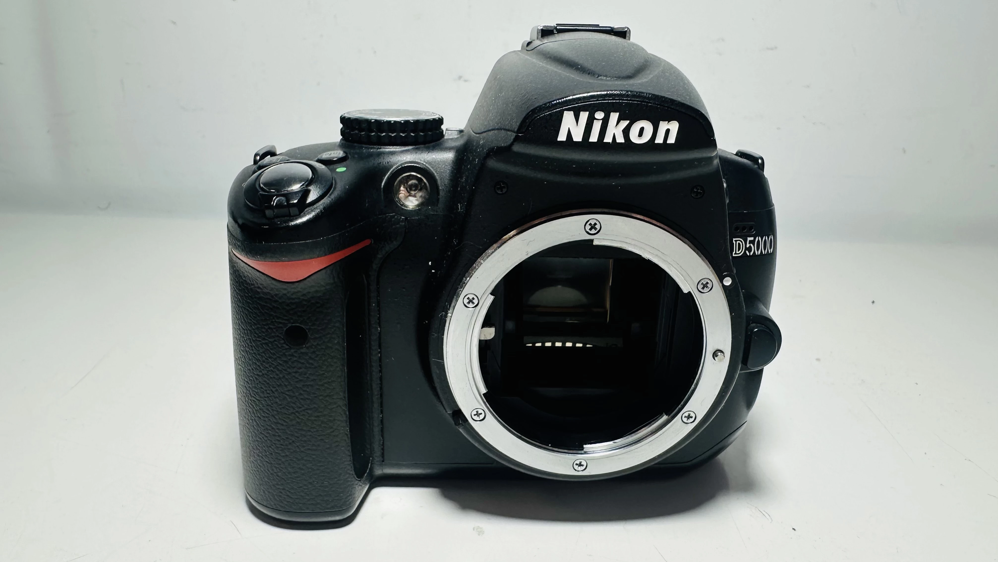 aparat-nikon-d5000-akcesoria-z-futeralem-ean-gtin-4019518025869