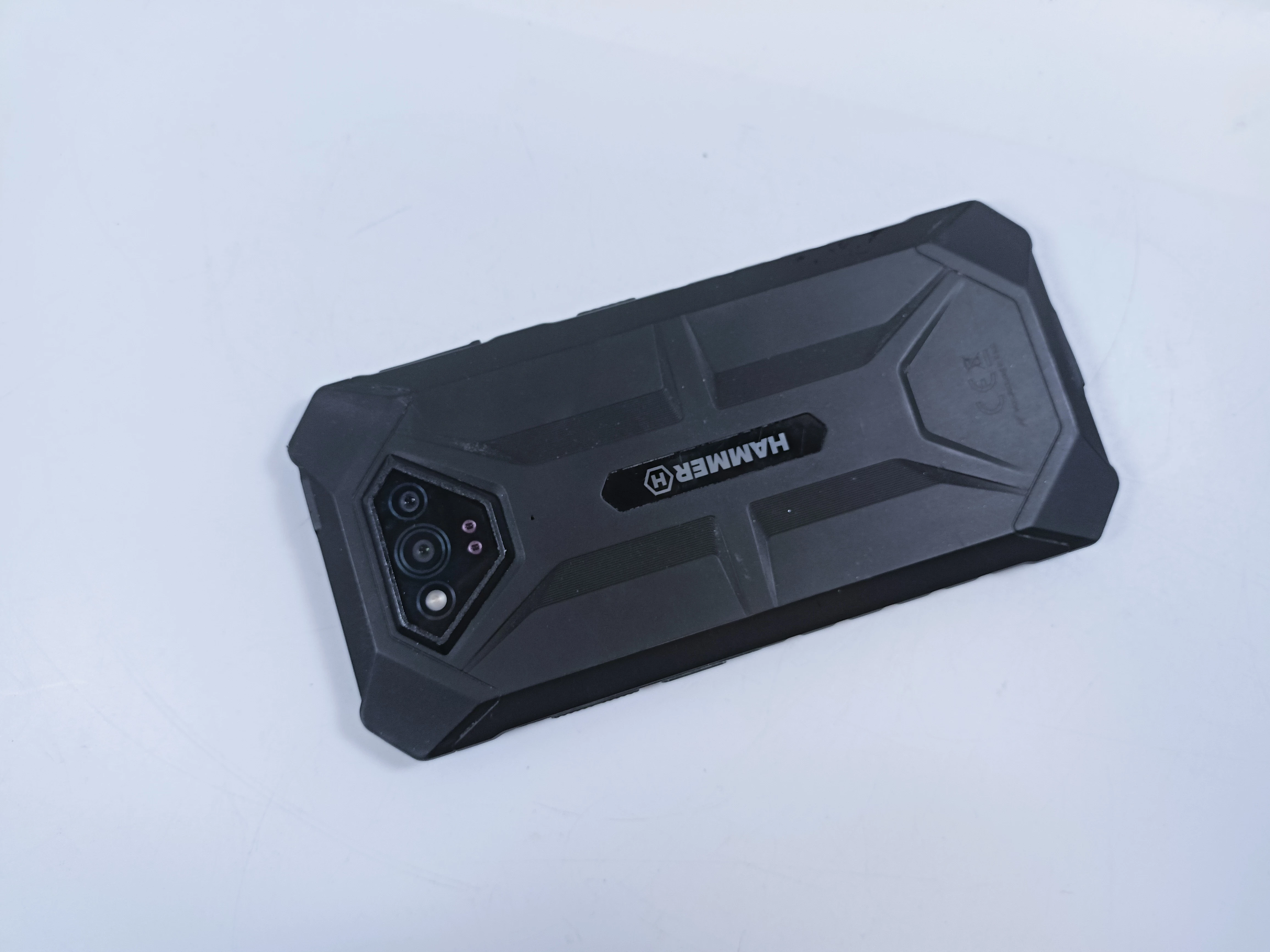 telefon-mypphone-hammer-iron-5-ean-gtin-5902983628118