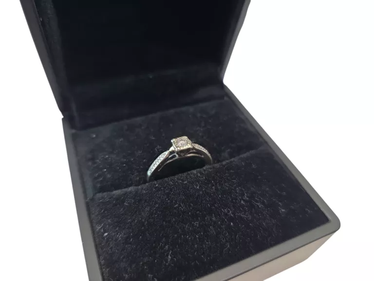 piekny-zloty-pierscionek-z-diamentem-375-136g-pilsudskiego-15a-kwidzyn