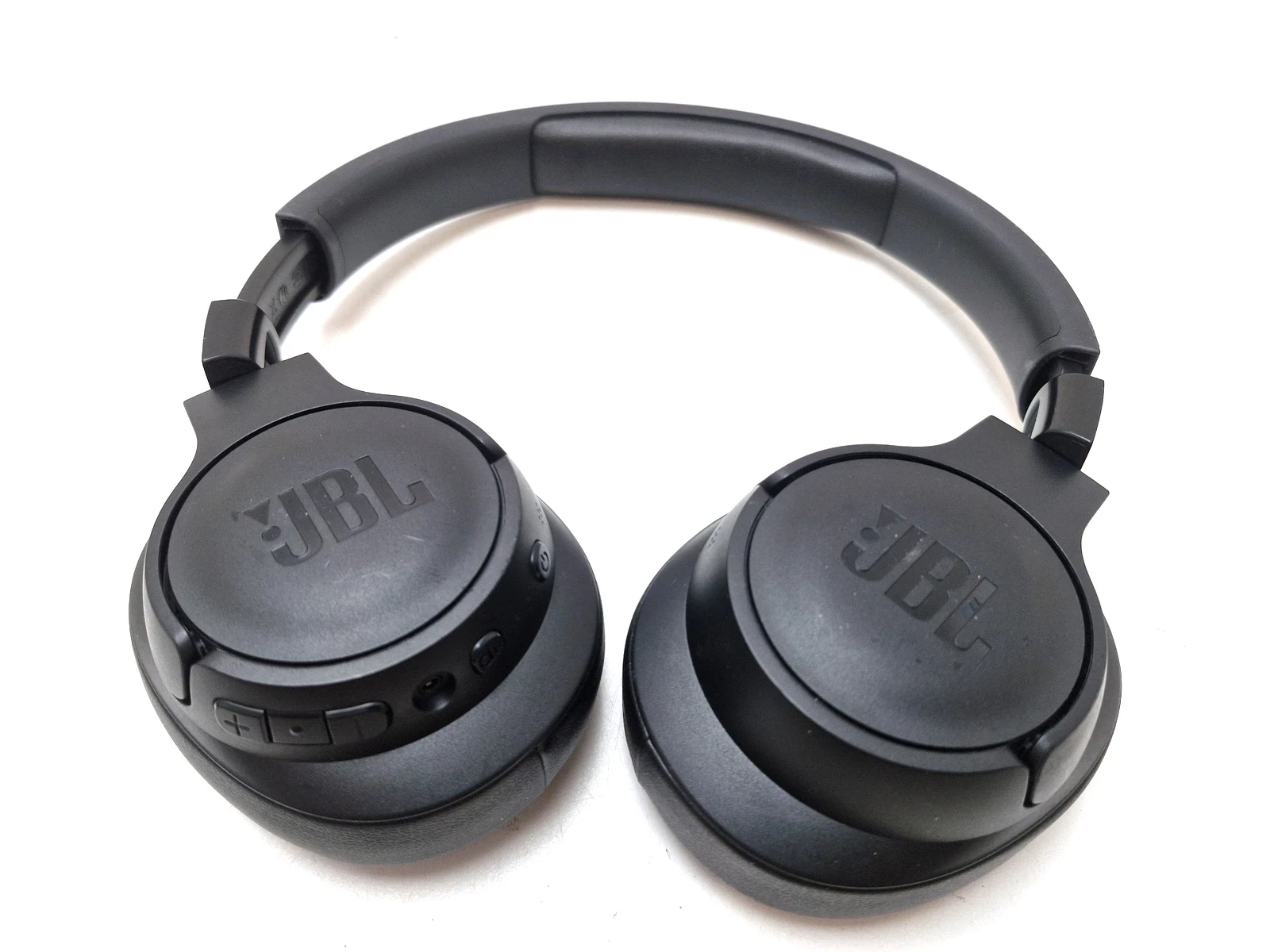 sluchawki-nauszne-jbl-tune-770nc-anc-czarny-bydgoska-1a-pila