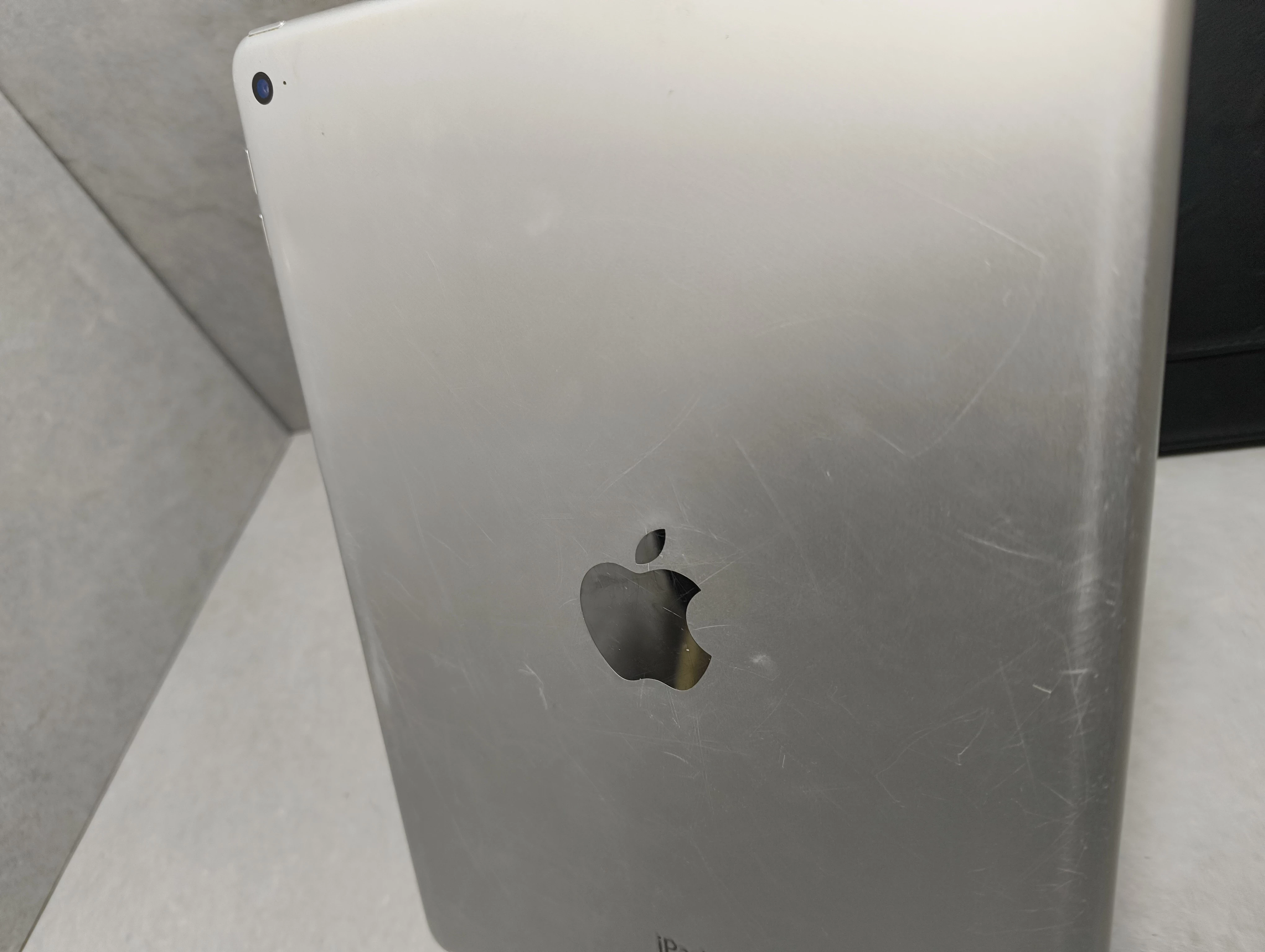 tablet-ipad-air-2-a1566-ean-gtin-888462003506