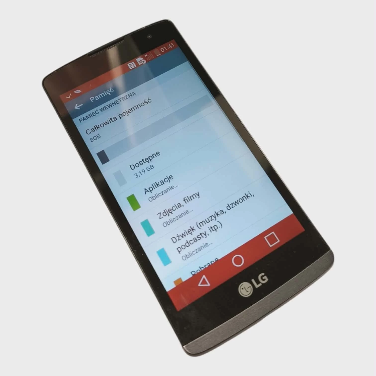 telefon-lg-leon-4g-typ-202685-212929