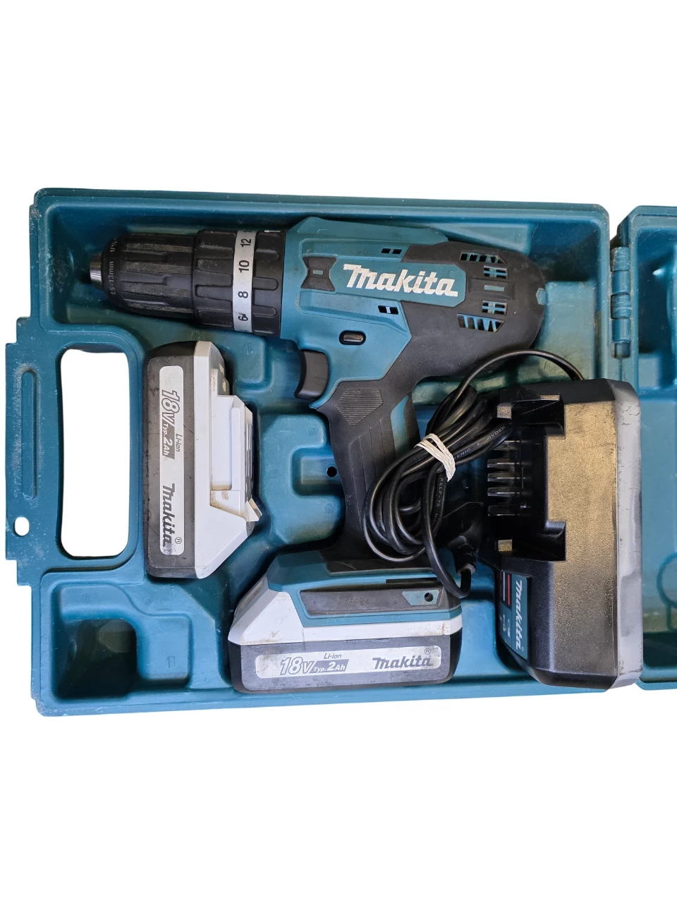 wkretarka-makita-hp488d-ladowarka-2x-akumulatory-walizka-ean-gtin-088381764025