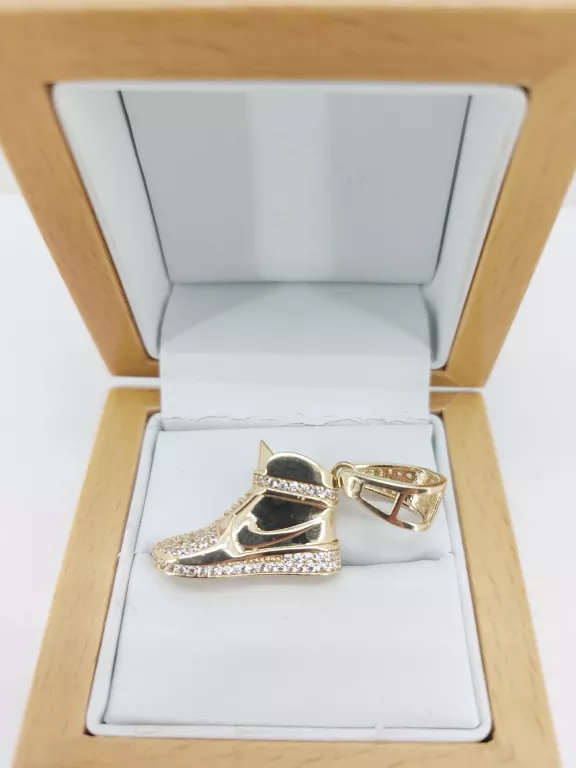 zlota-zawieszka-bucik-679g-585-stan-11323-2