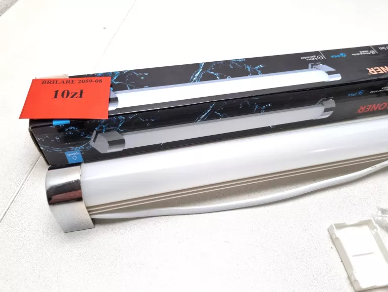 brilonerkinkiet-na-lustro-lazienkowy-led-8w-33-cm-2059-08-stan-11323-2