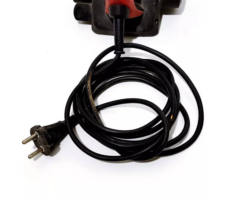 strug-elektryczny-budget-beh600-glebokosc-strugania-200