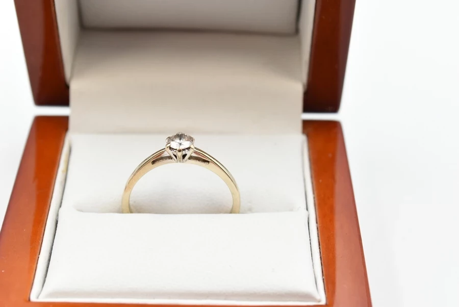 zloty-pierscionek-z-diamentem-223g-pr750r14-ean-gtin-5905868206418