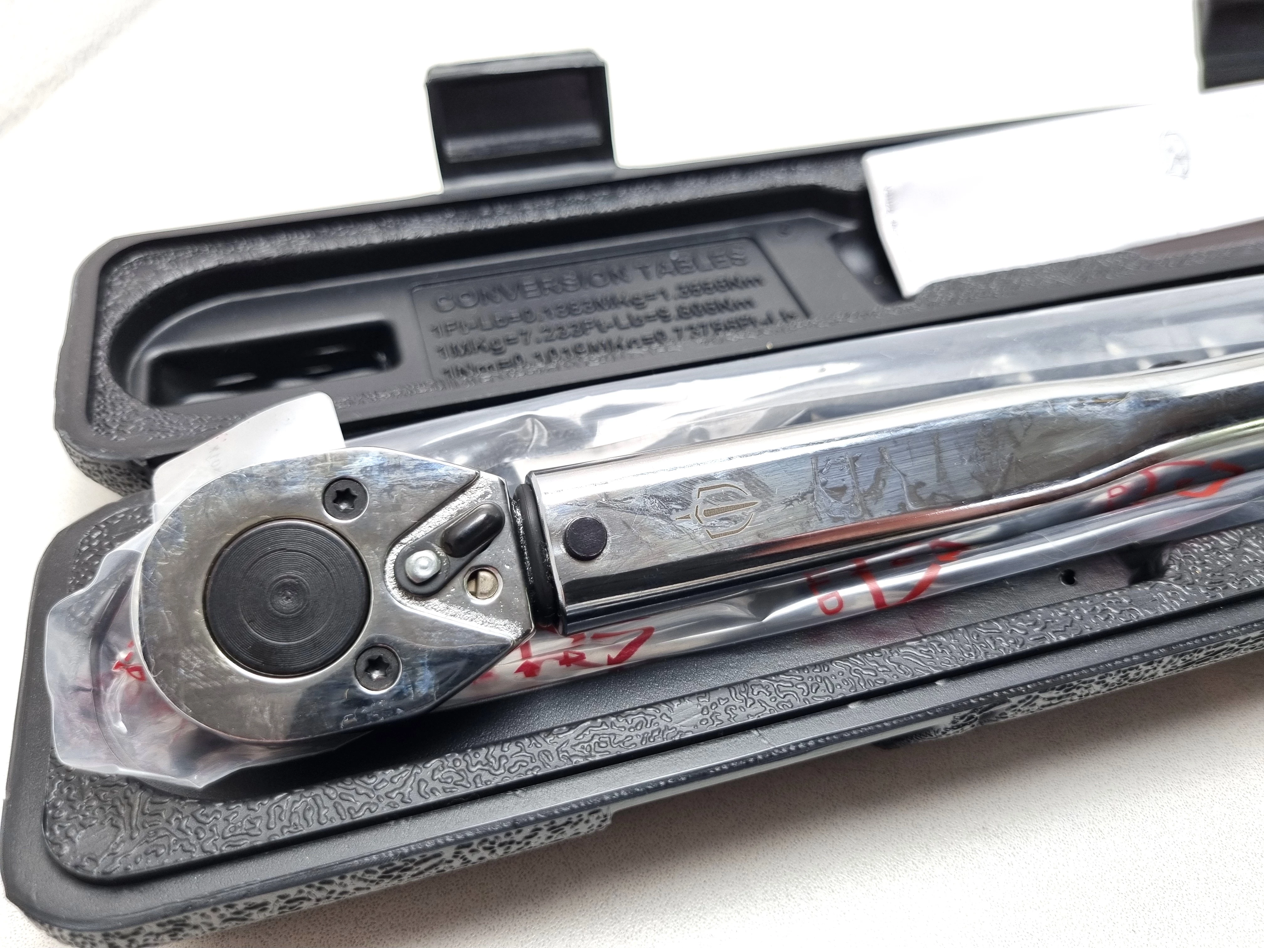 klucz-dynamometryczny-magnusson-38-21-112nm-kod-producenta-3663602813910