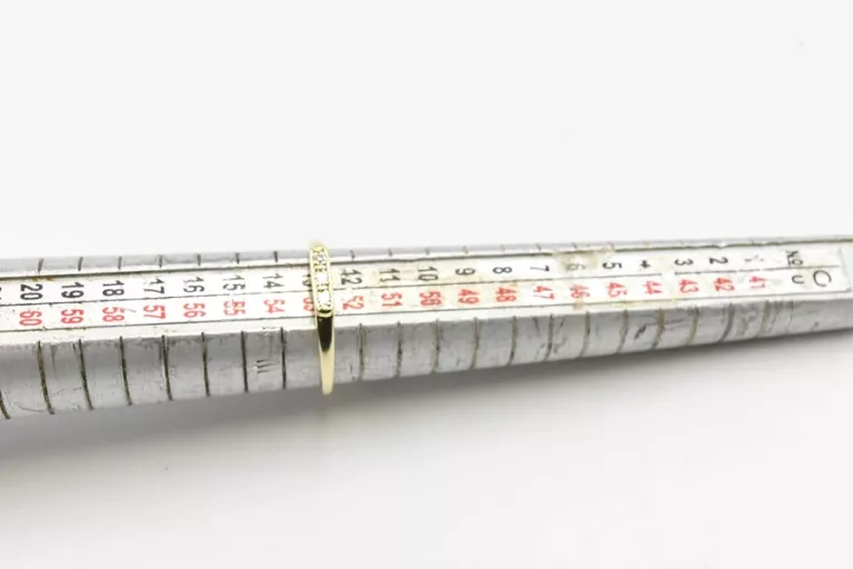 zloty-pierscionek-z-diamentami-137gpr585r13-kamien-17088-128