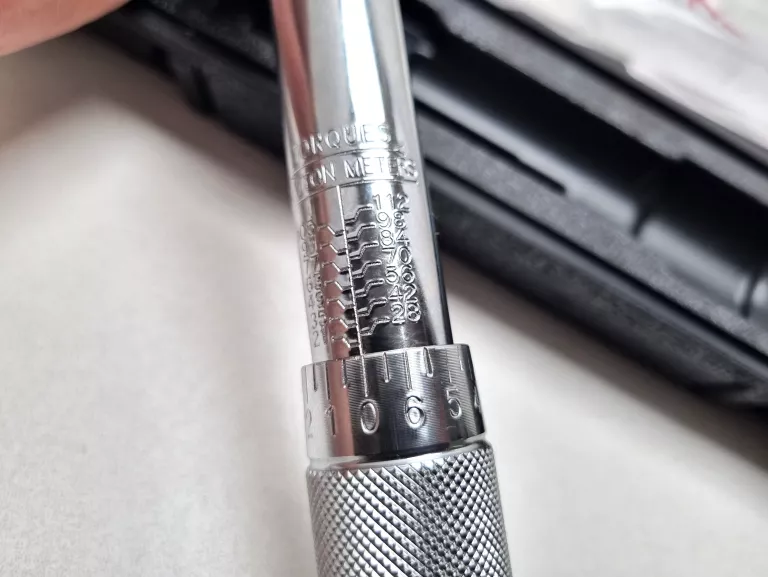 klucz-dynamometryczny-magnusson-38-21-112nm-product-id-42df09f3-9dd5-403f-baeb-0dcdbe3e8011