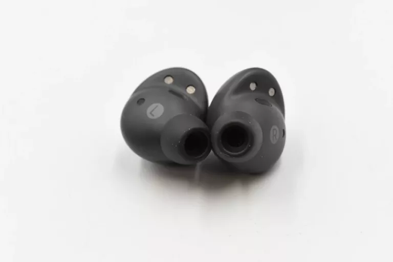 sluchawki-samsung-buds-2-pro-stan-11323-2