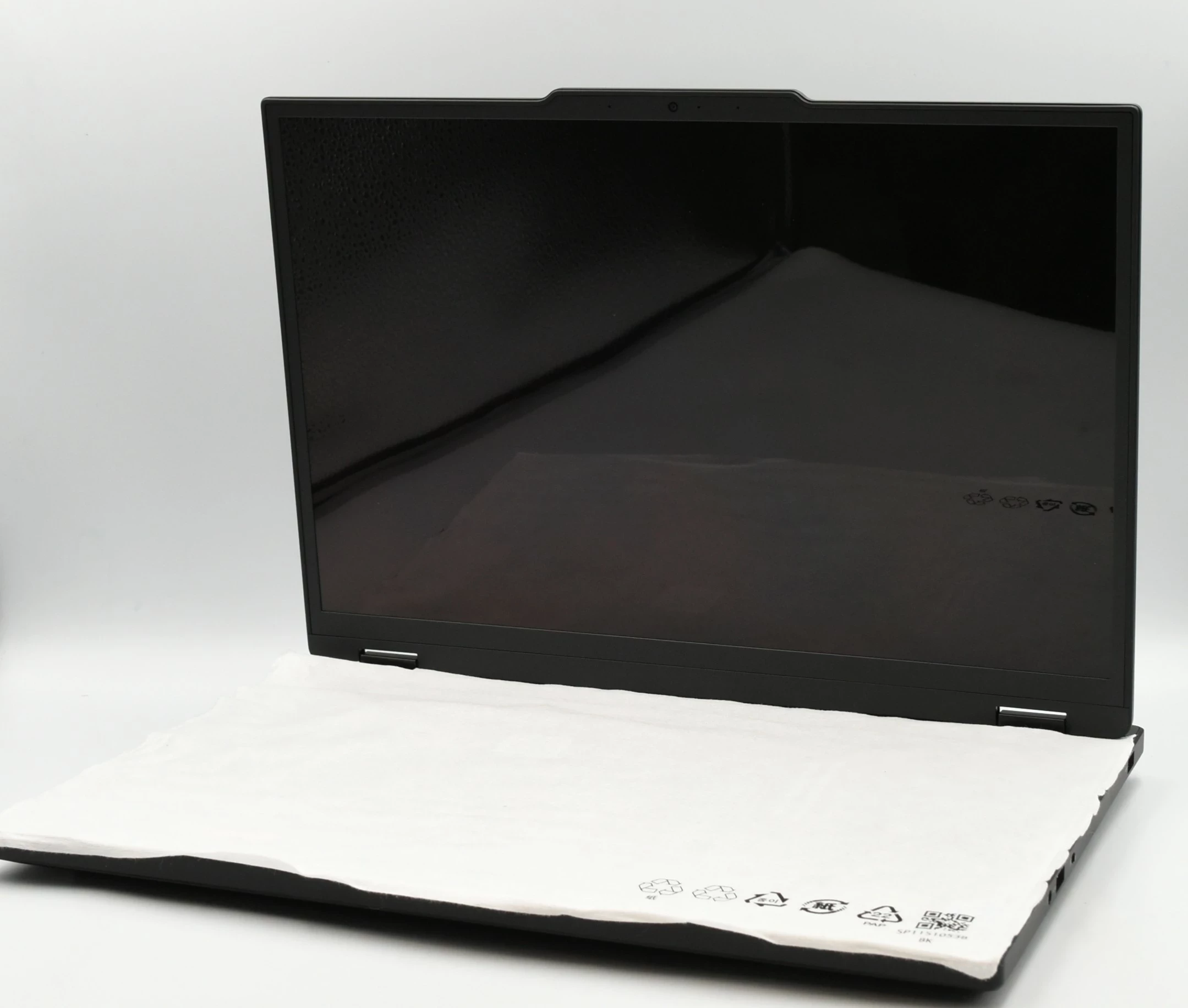 lenovo-legion-5-15irx10-i7-13650hx-151-oled-165hz-16gb-512ssd-rtx5060-w1-kod-producenta-83ly00d4pb