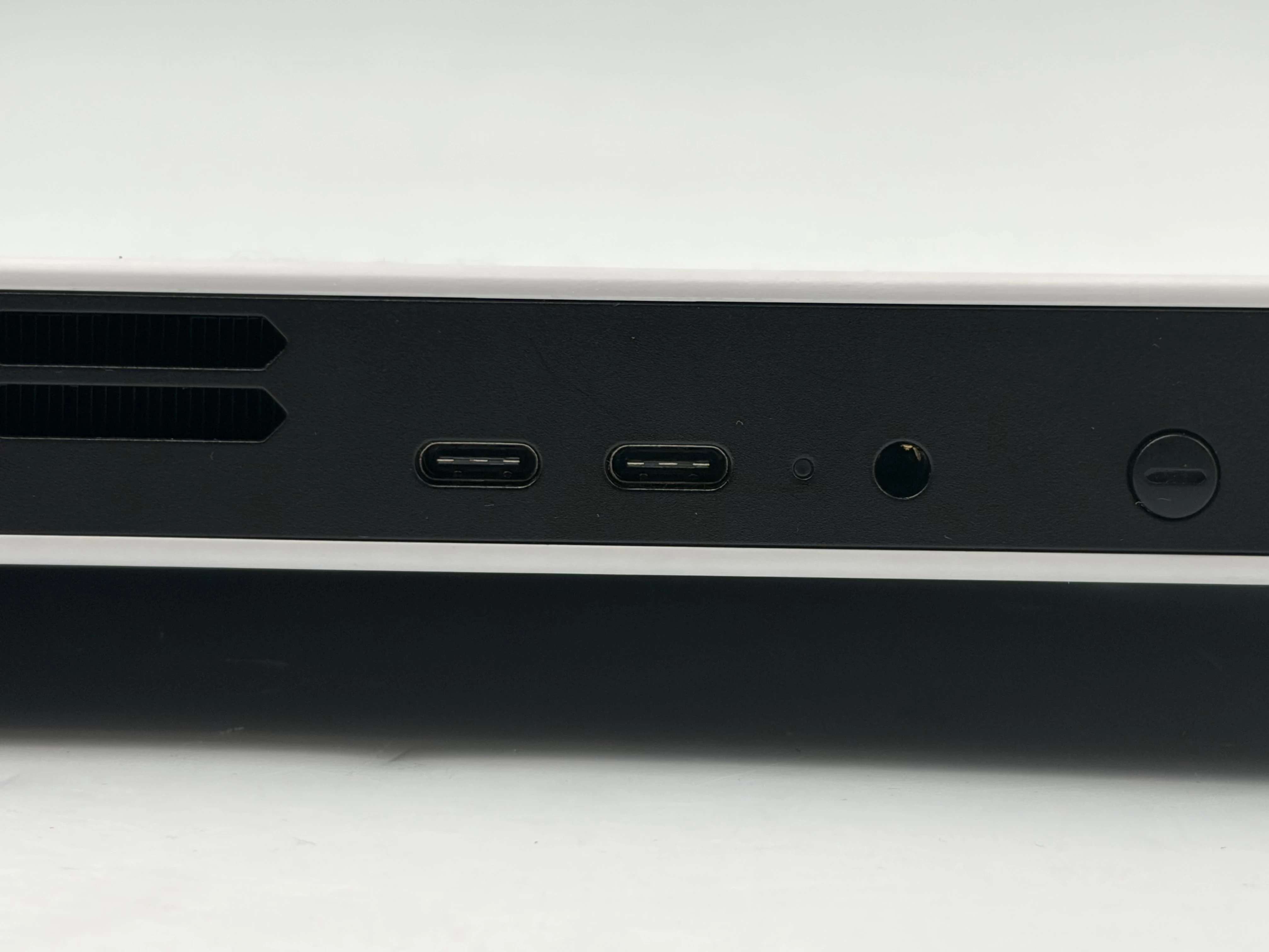 konsola-przenosna-lenovo-legion-go-s16-gb512-gbamd-ryzen-z2-go-komunikacja-205986-2