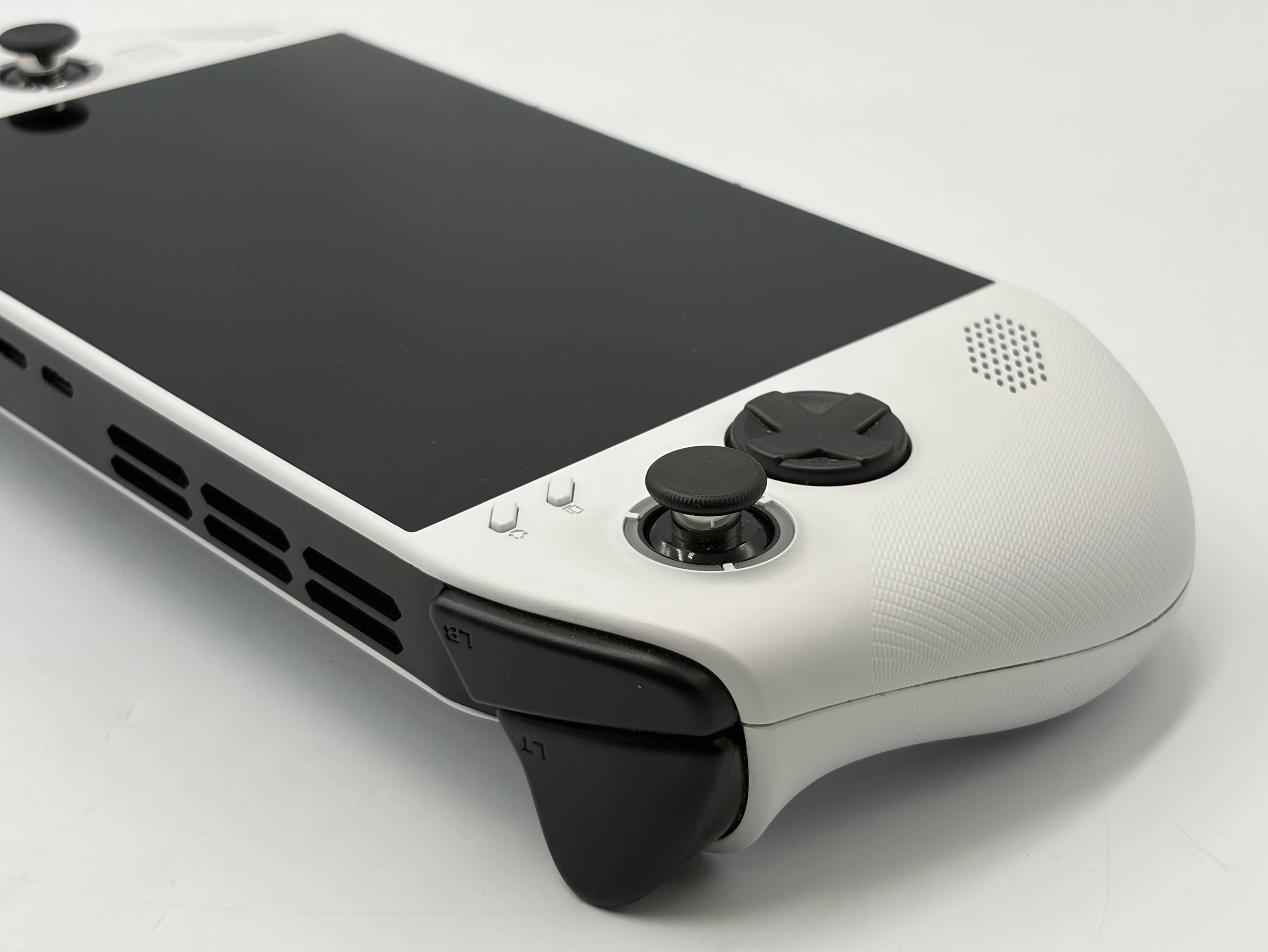 konsola-przenosna-lenovo-legion-go-s16-gb512-gbamd-ryzen-z2-go-kod-producenta-83l30019pb