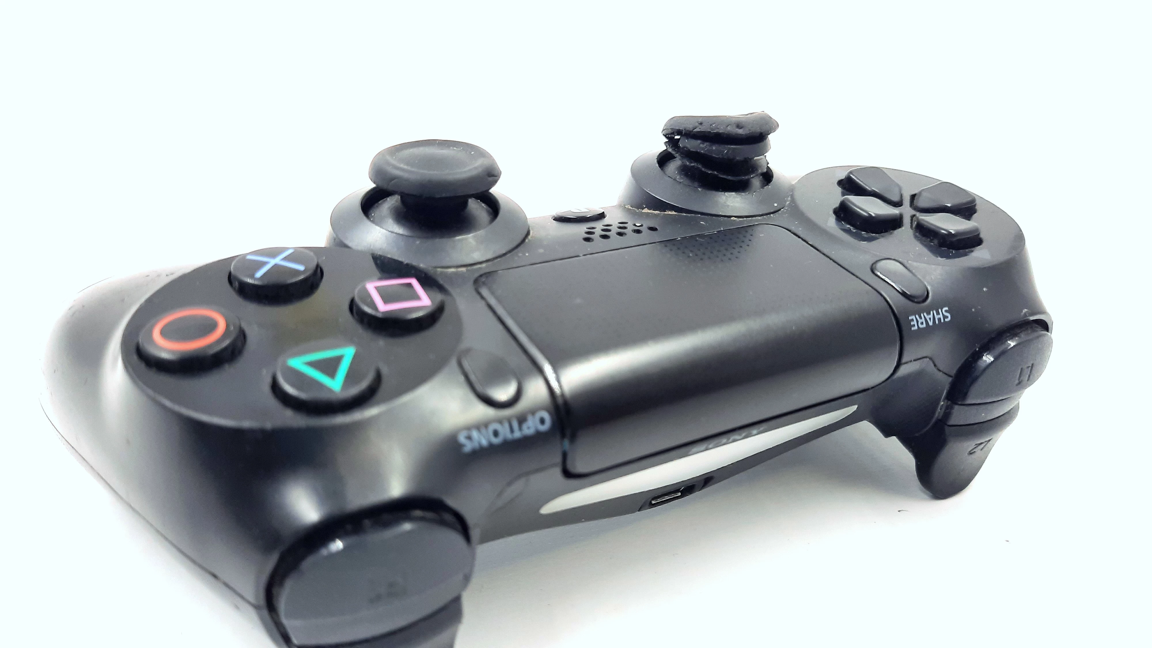 konsola-ps4-pro-cuh-7016b-1tbi-pad-czarny-okazja-zlacza-205990-1