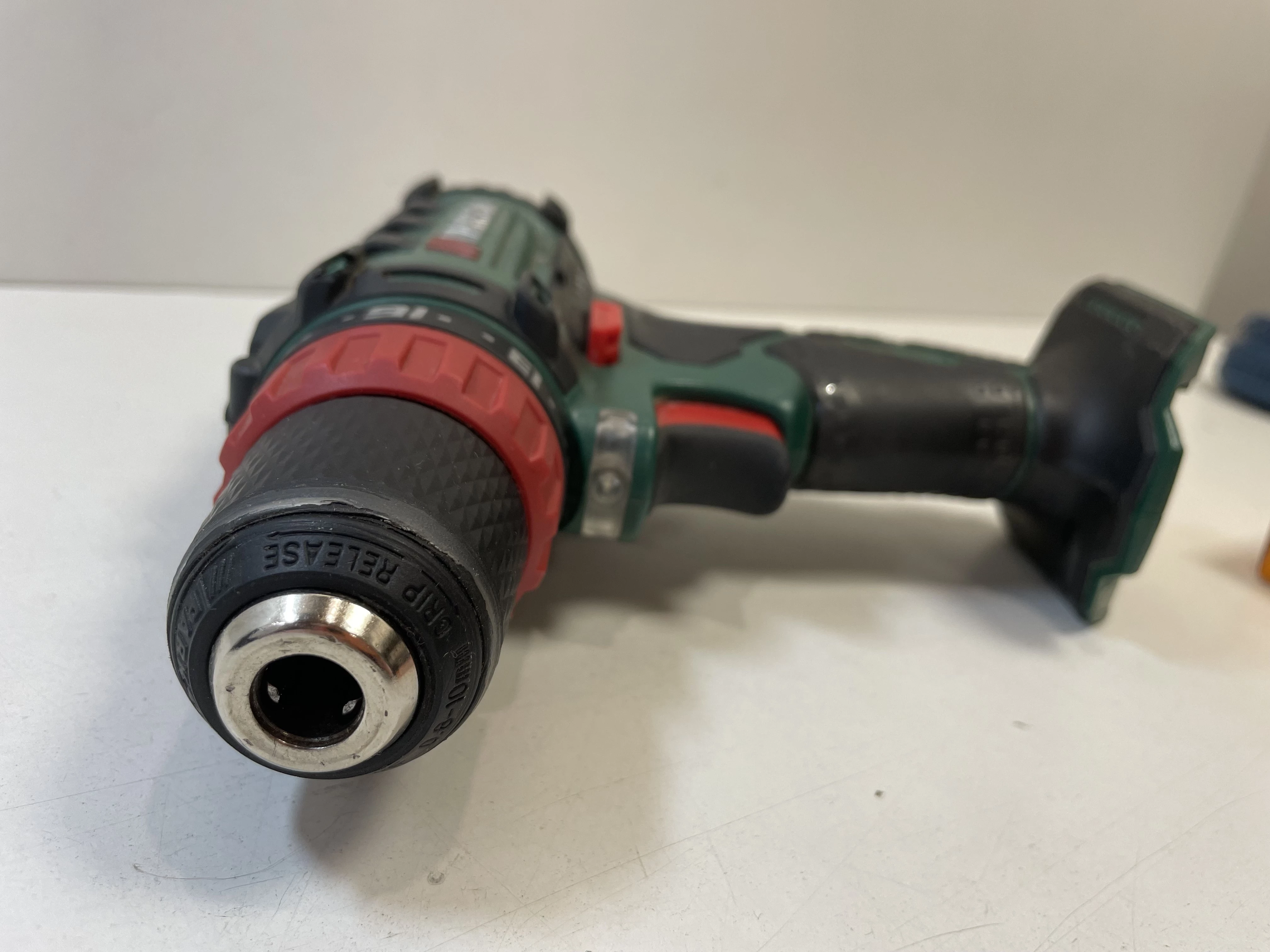 wkretarka-parkside-zasilanie-akumulatorowe-16-v-pabs-16-stan-11323-2