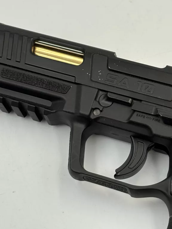 umarex-sa10-pistolet-na-sprezone-powietrze-co2-z-kulkami-ean-gtin-4000844613165