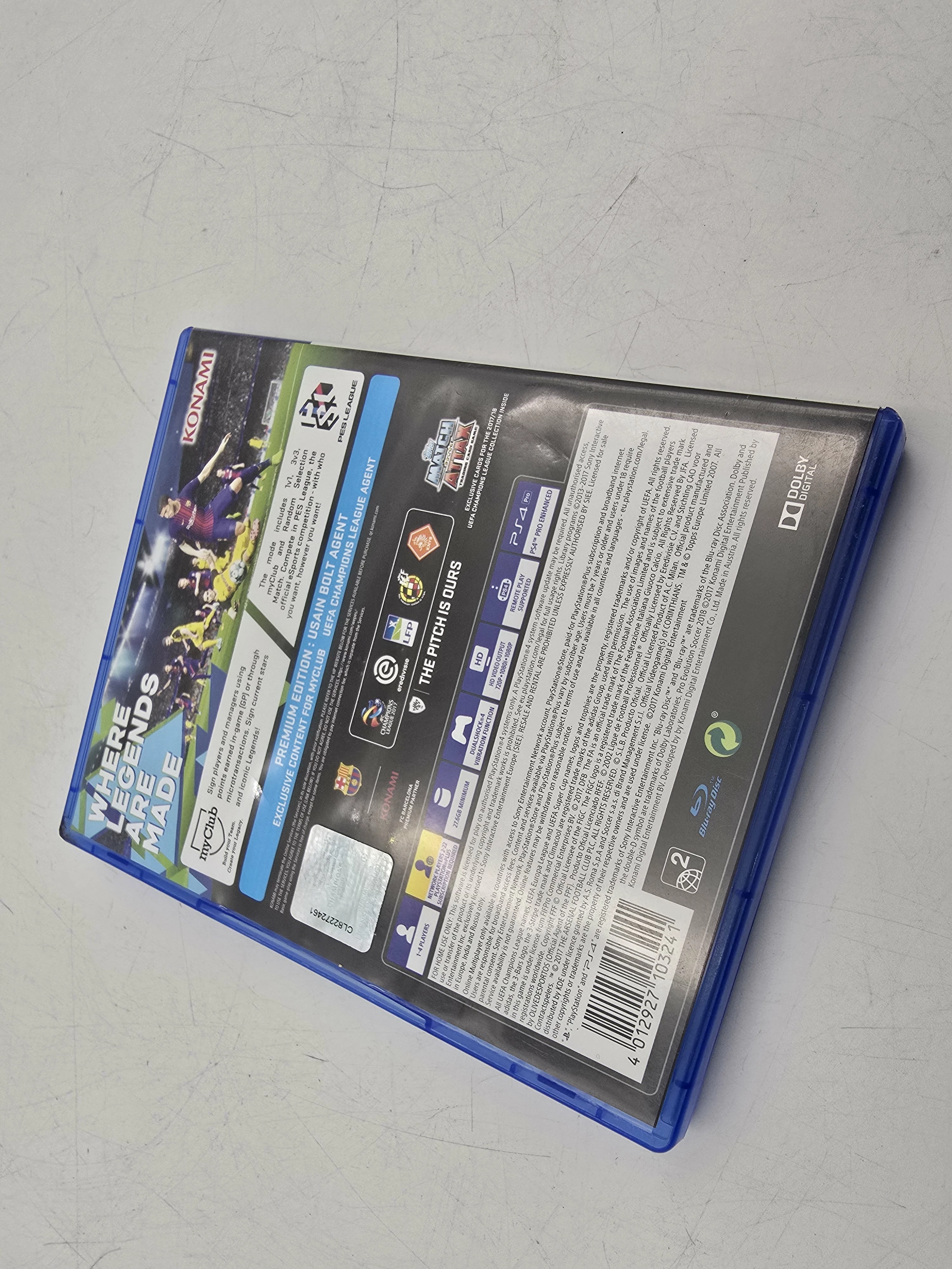 pro-evolution-soccer-2018-pes-ps4-granice-wiekowe-pegi-215894-272166